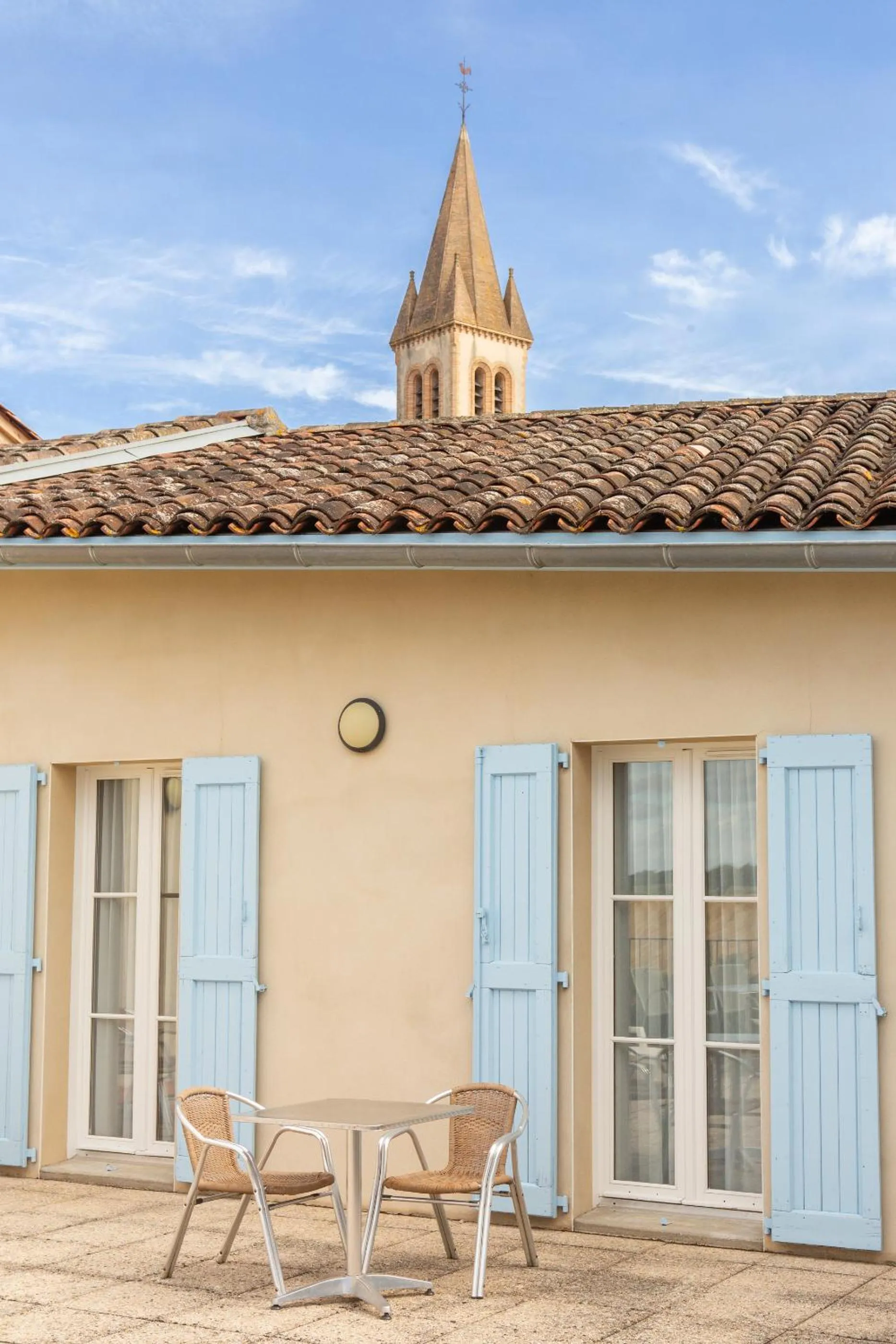 Logis Hotels - Le relais des deux vallées - Hôtel et restaurant