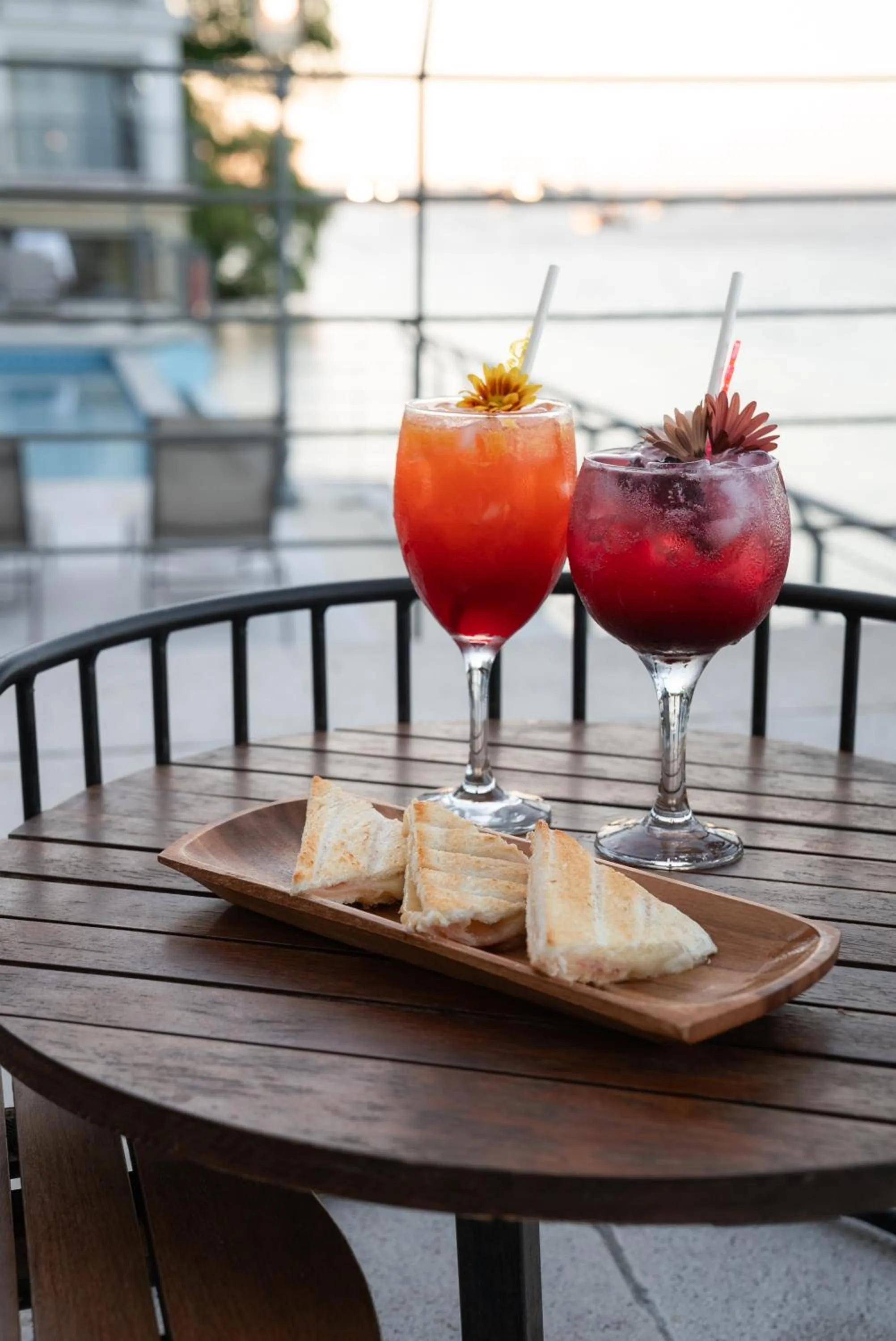 Food and drinks in Radisson Hotel Colonia del Sacramento