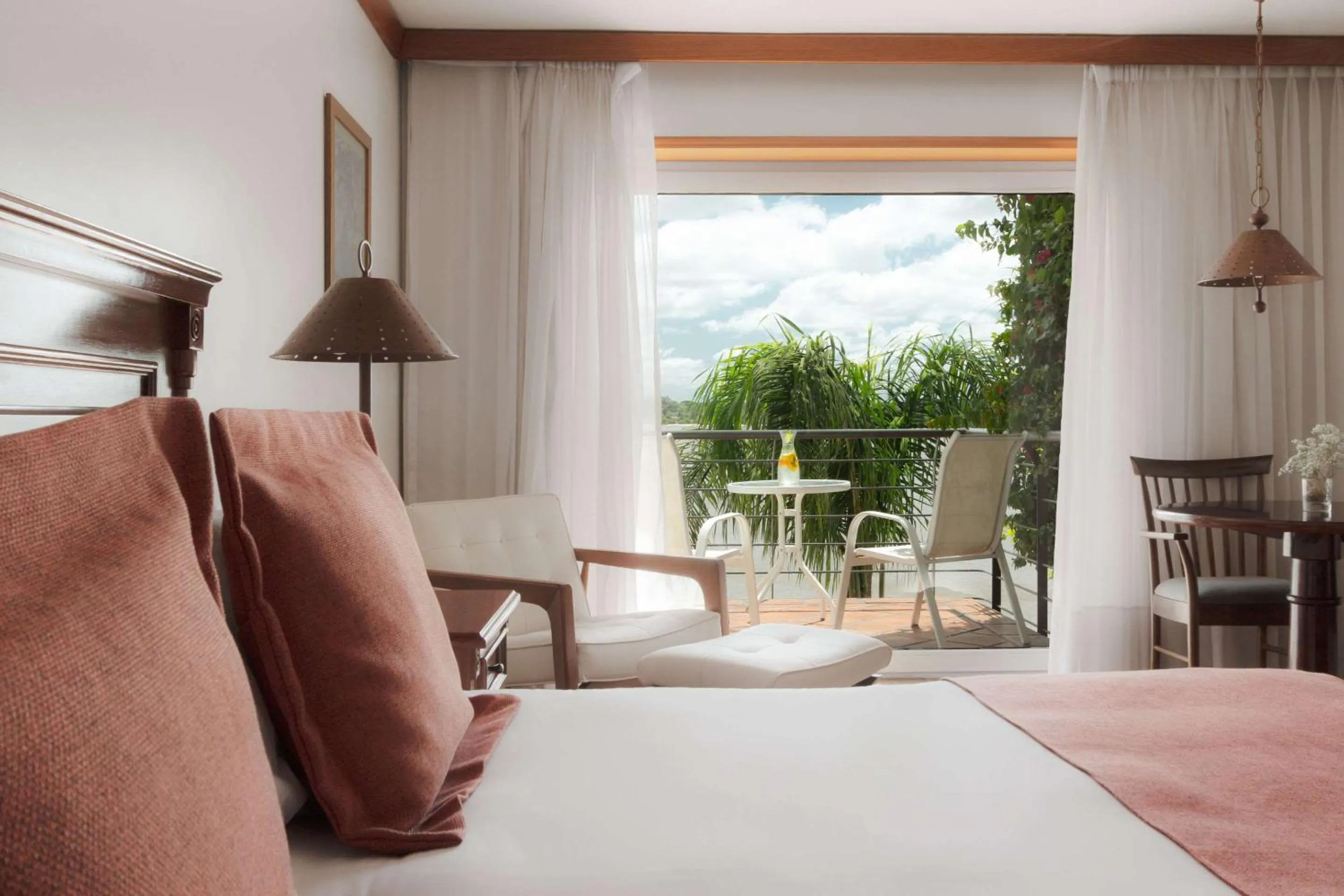 Bedroom, Bed in Radisson Hotel Colonia del Sacramento