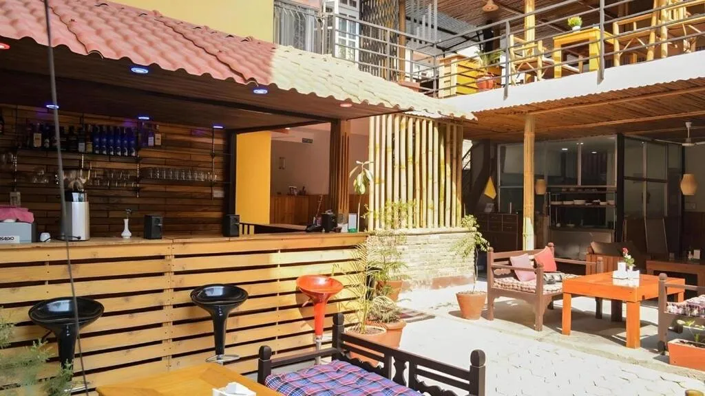 Restaurant/places to eat in Doors Hotel Thamel