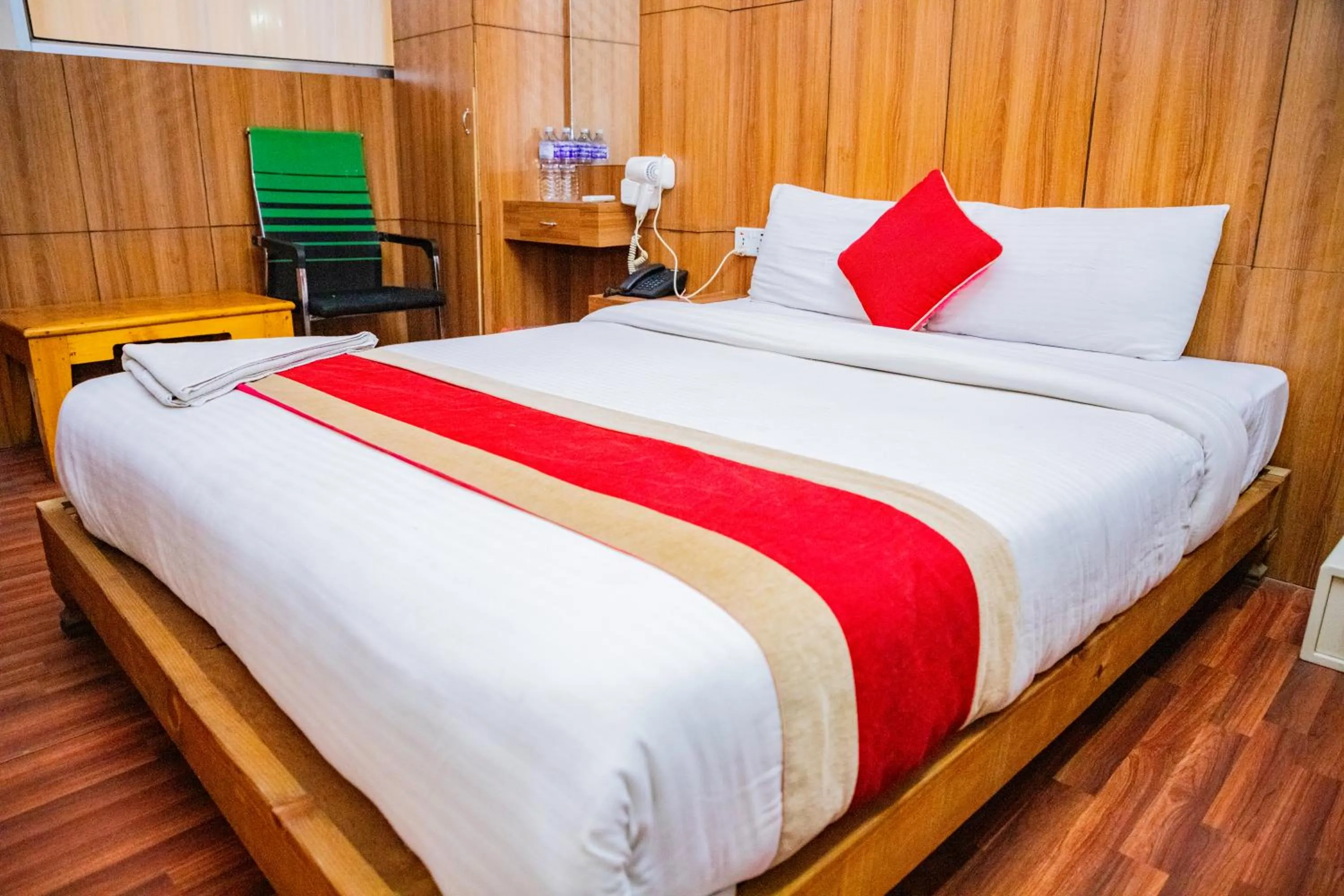 Bedroom, Bed in Doors Hotel Thamel