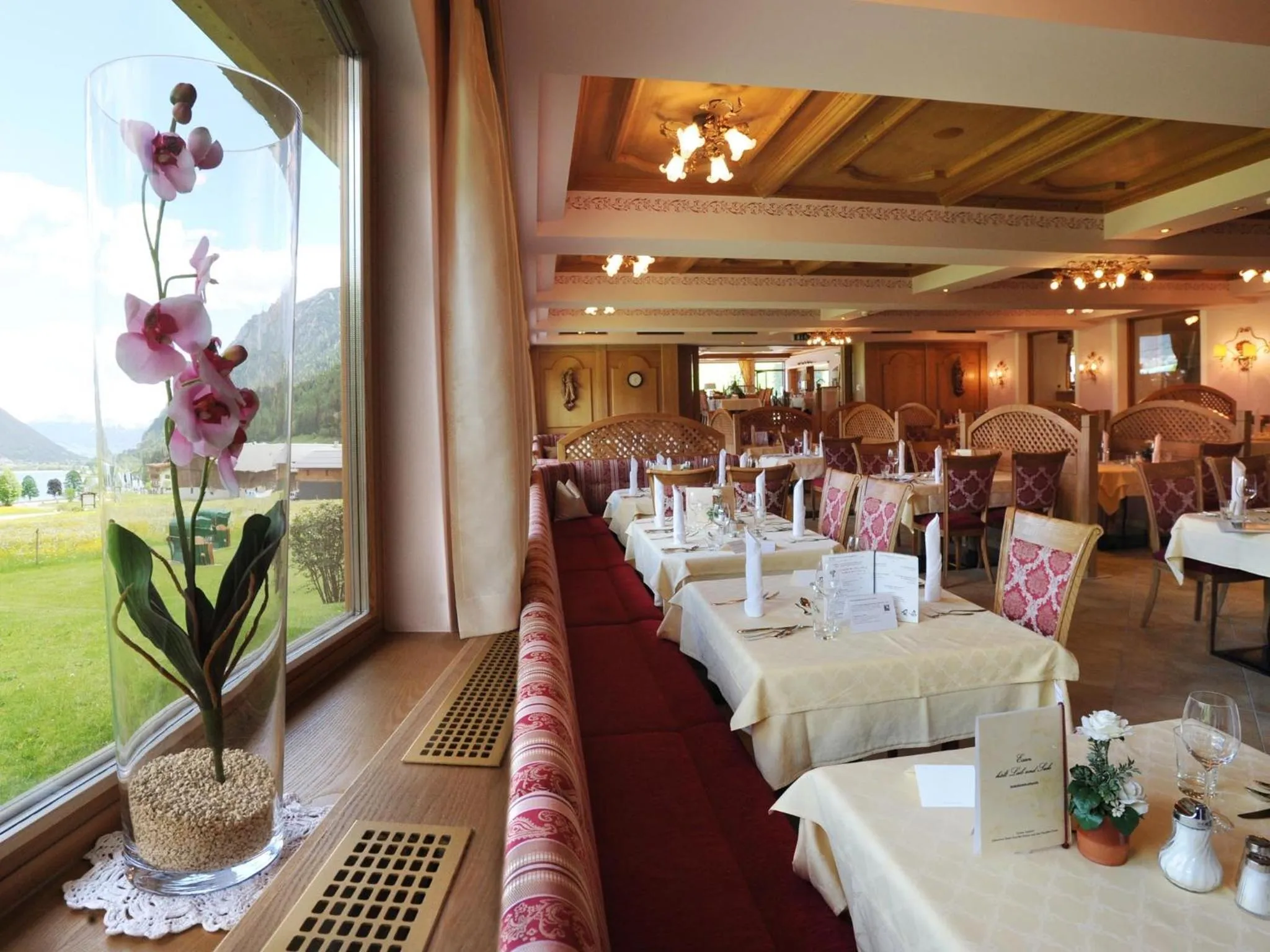 Restaurant/places to eat in Das Pfandler