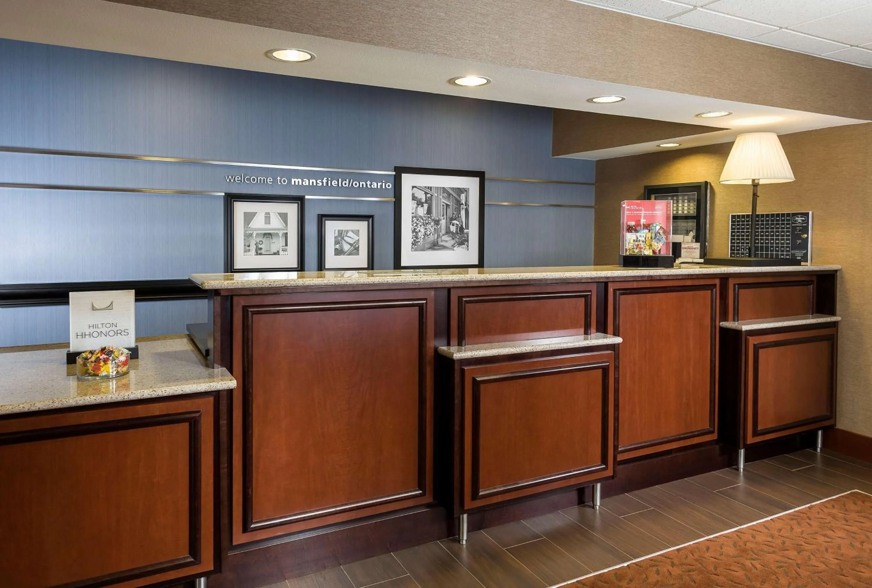 Lobby or reception in Hampton Inn Mansfield/Ontario