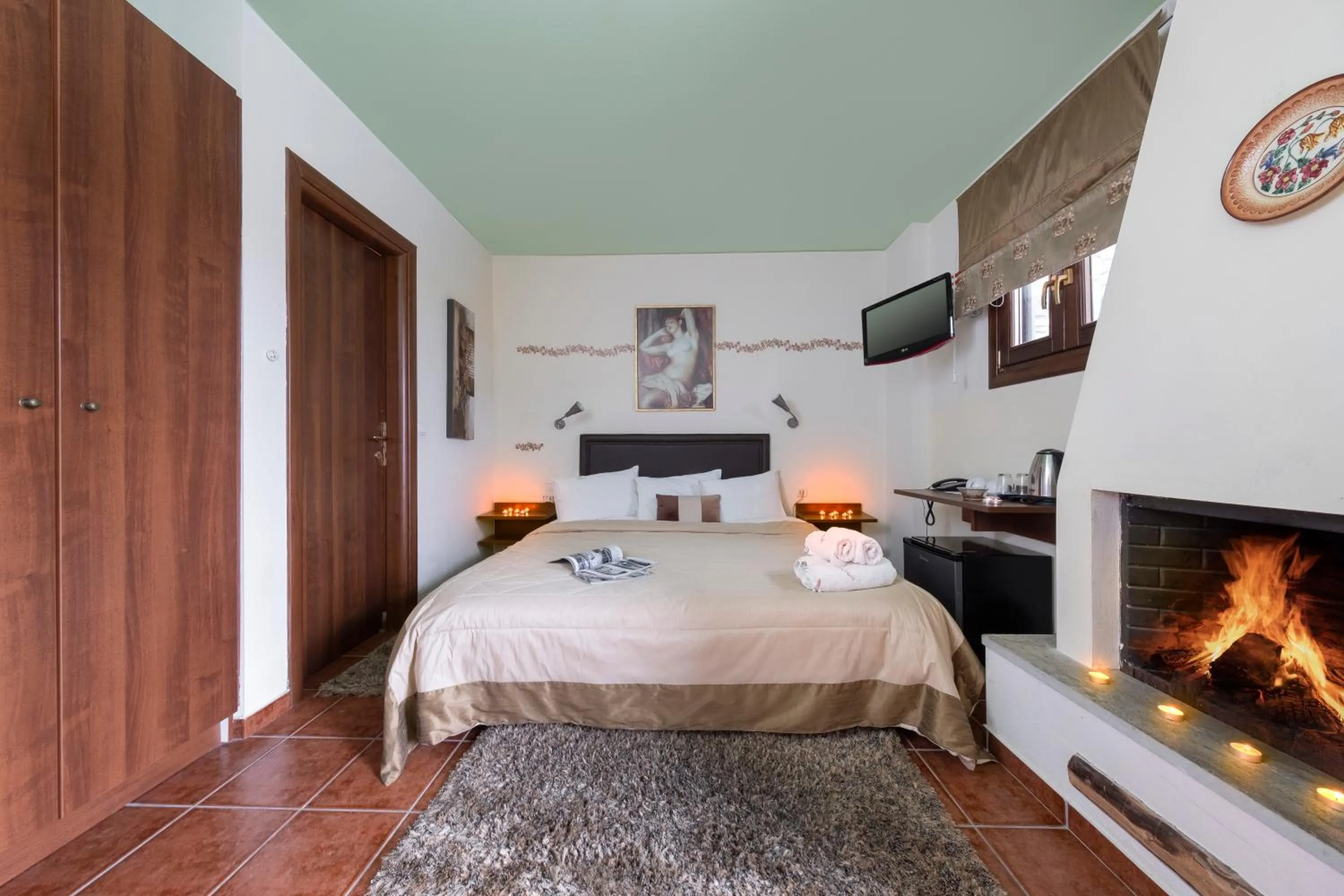 Photo of the whole room, Bed in Hotel Petradi