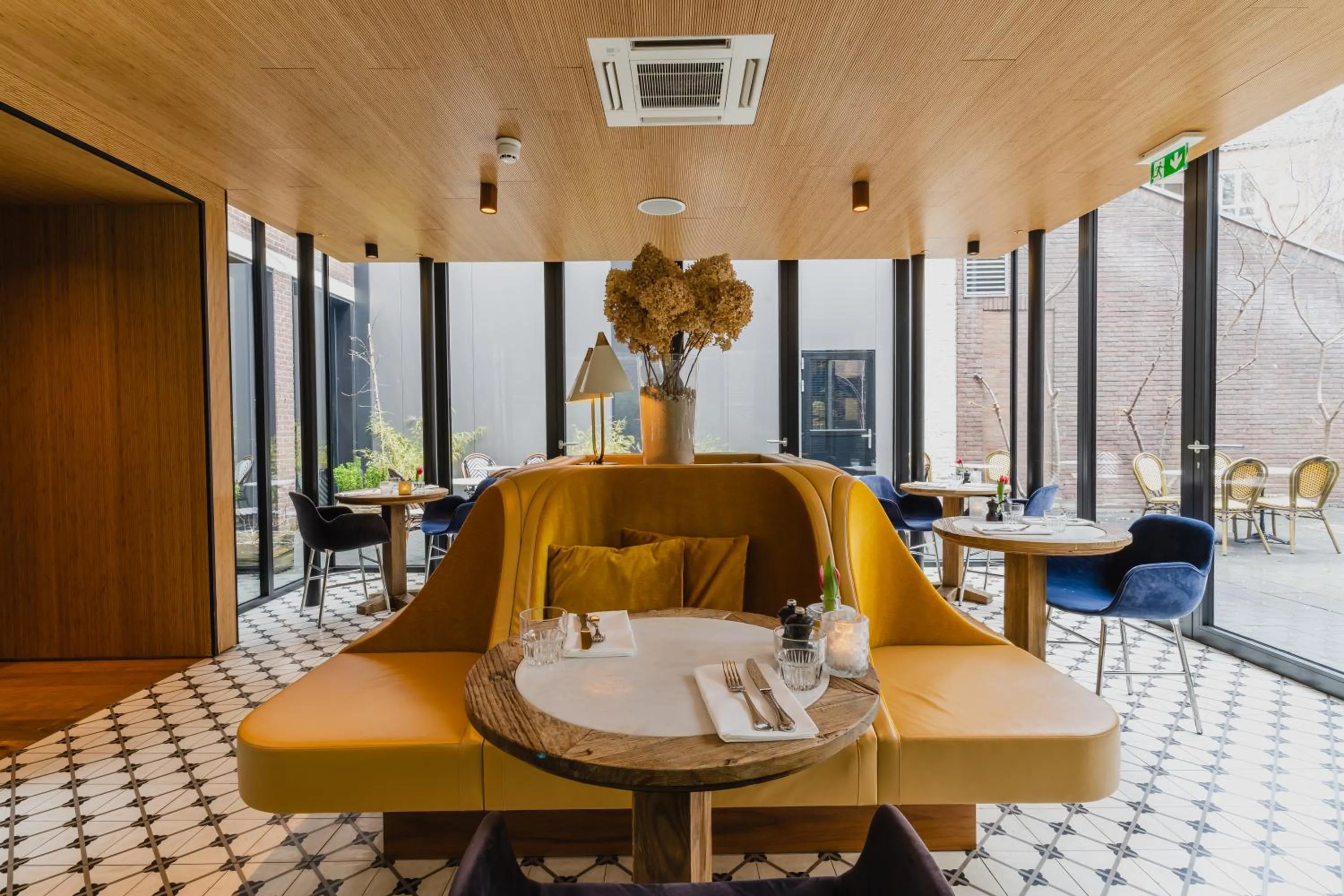 Breakfast in Hotel Monastère Maastricht