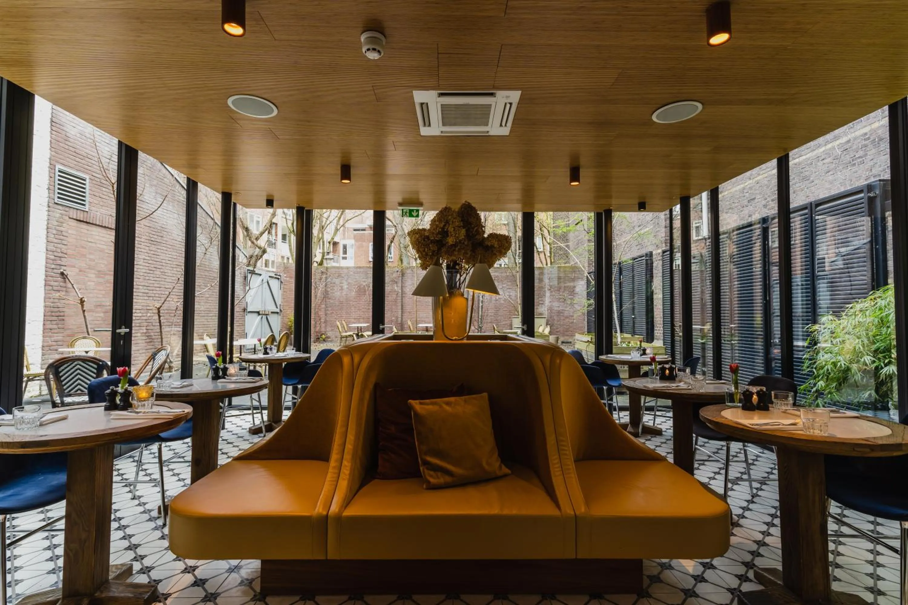 Breakfast in Hotel Monastère Maastricht