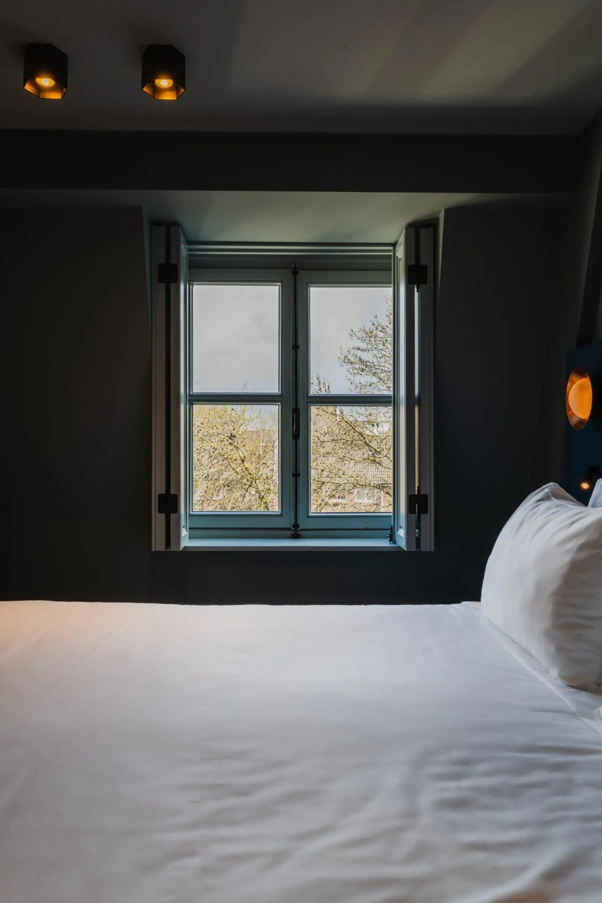 Bed in Hotel Monastère Maastricht