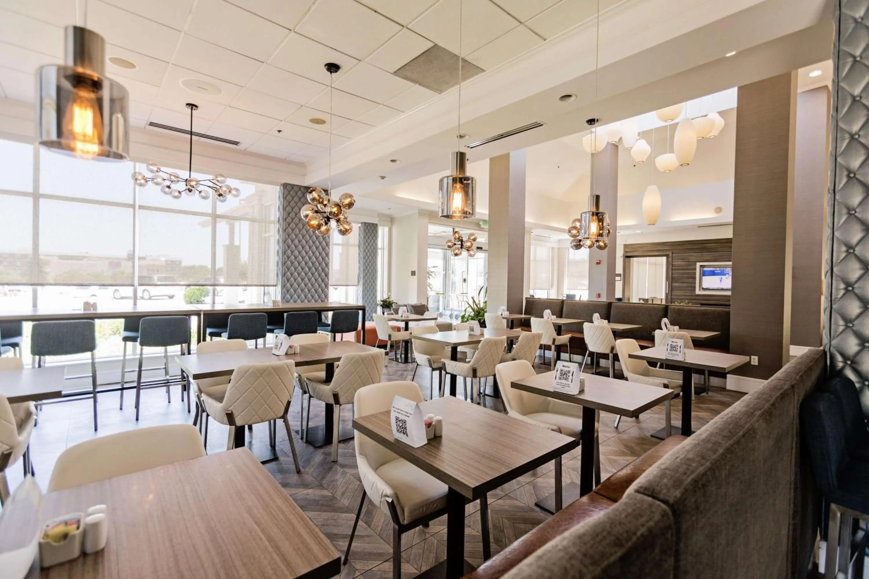 Restaurant/places to eat in Hilton Garden Inn Temple Medical Center