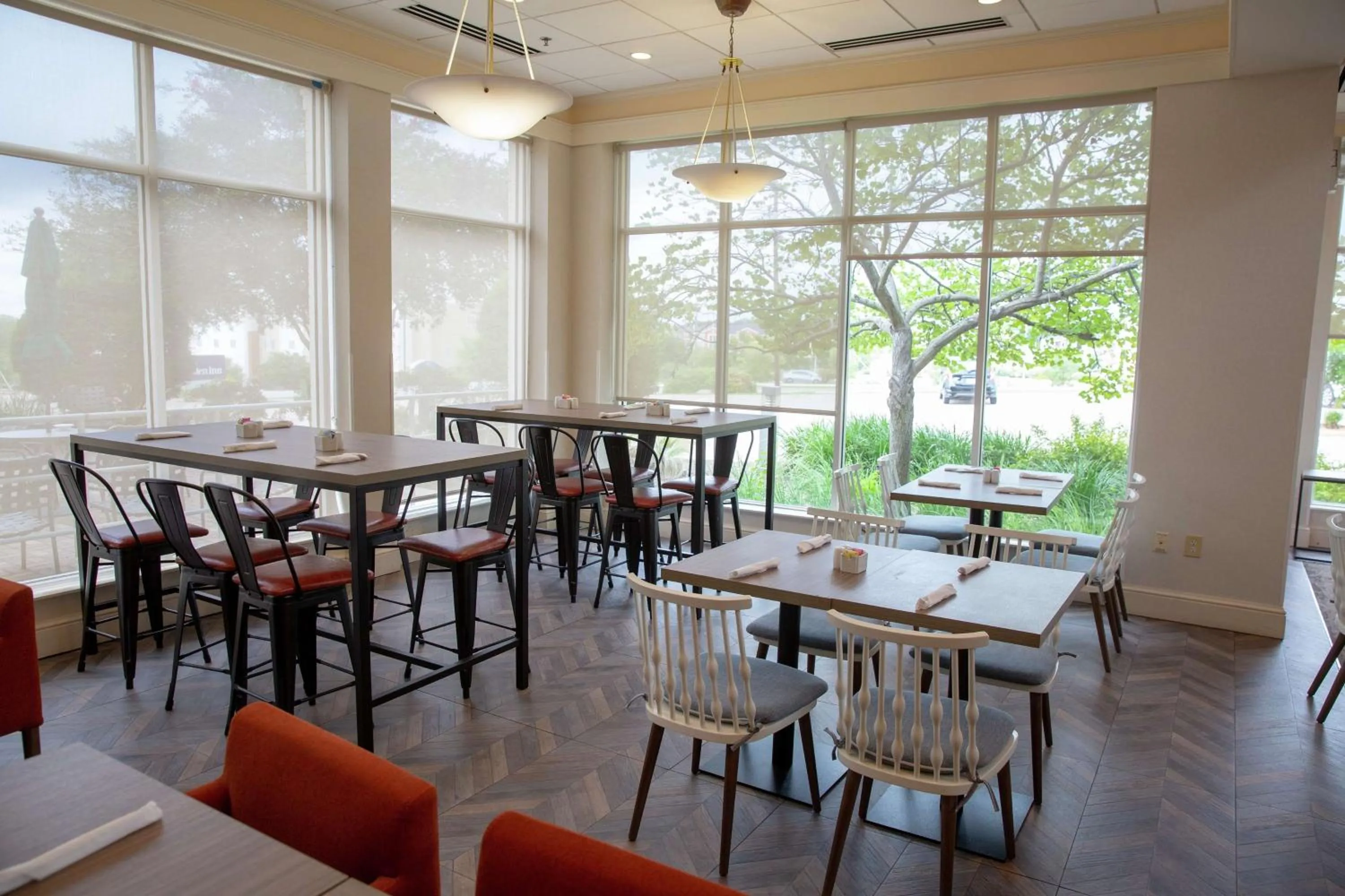 Restaurant/places to eat in Hilton Garden Inn Temple Medical Center