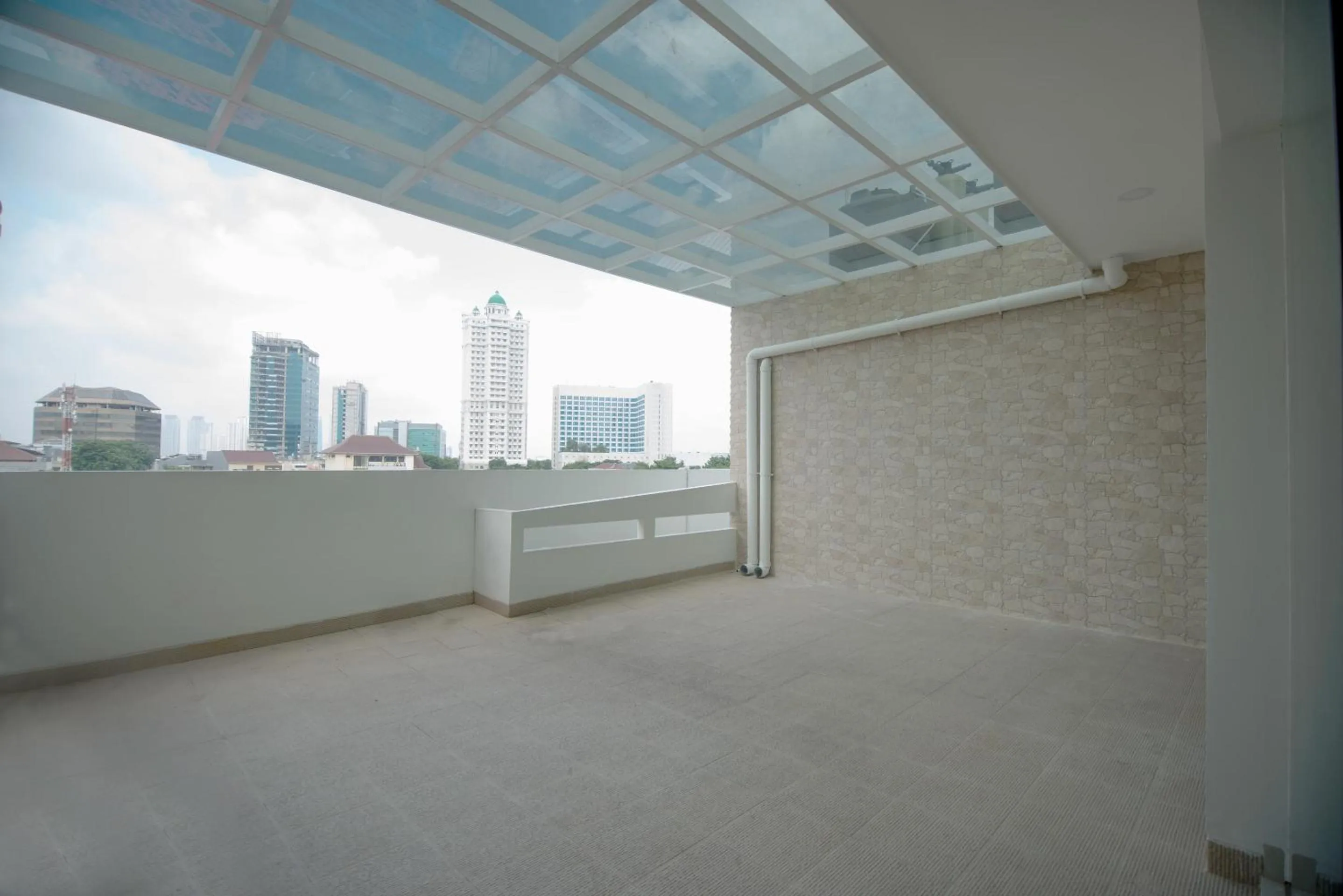 Lobby or reception in Flagship 101 Apple Platinum