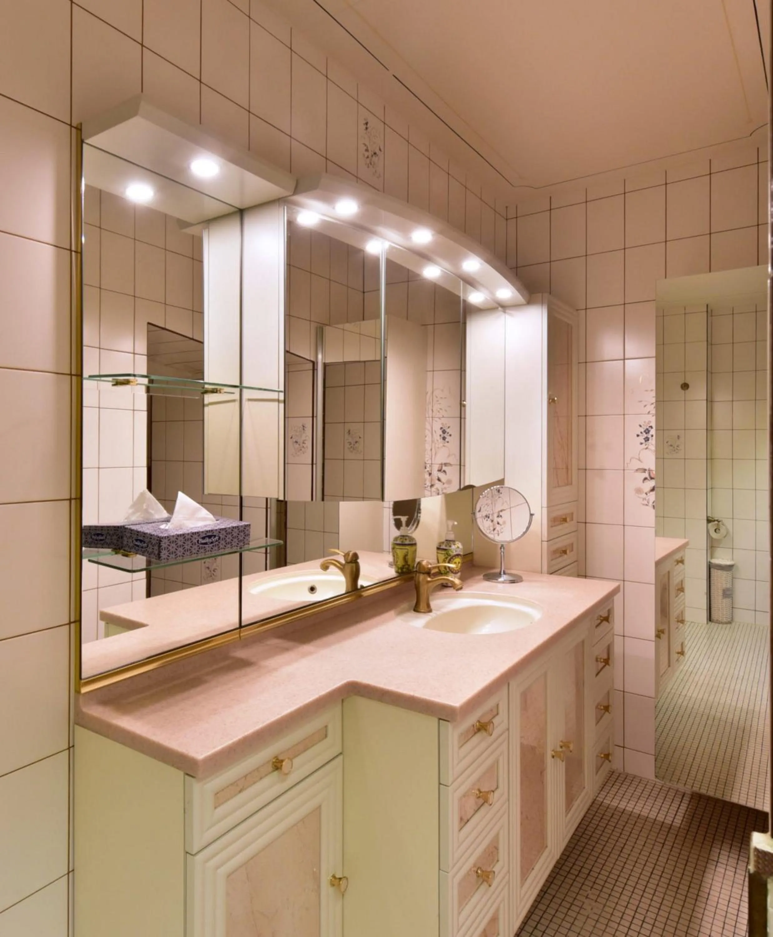 Bathroom in La Rouvenaz