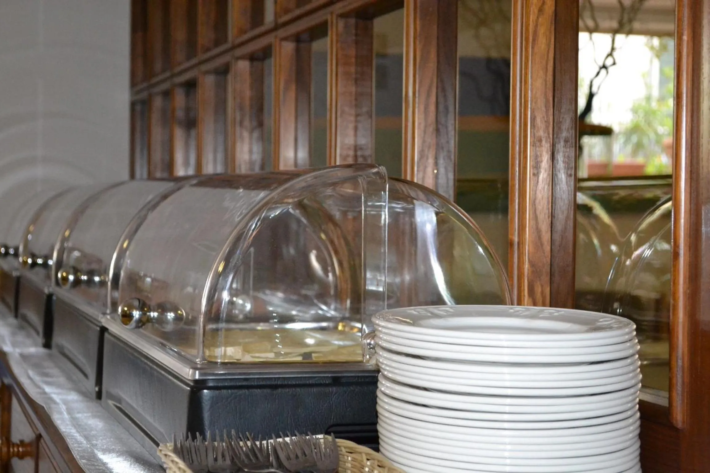 Restaurant/places to eat in Villa Orchidea