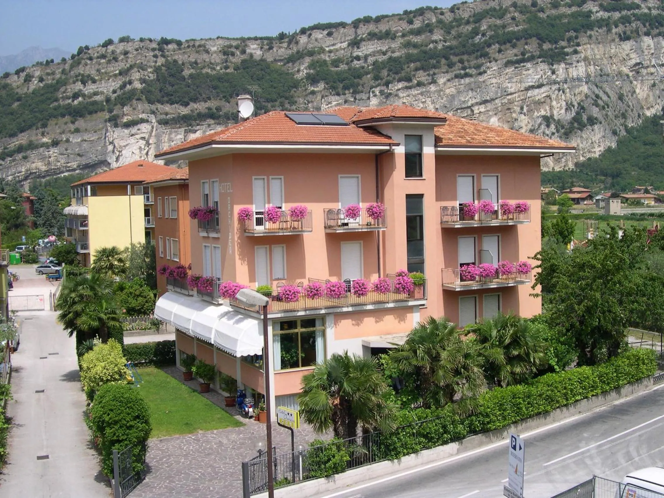 Property building in Villa Orchidea
