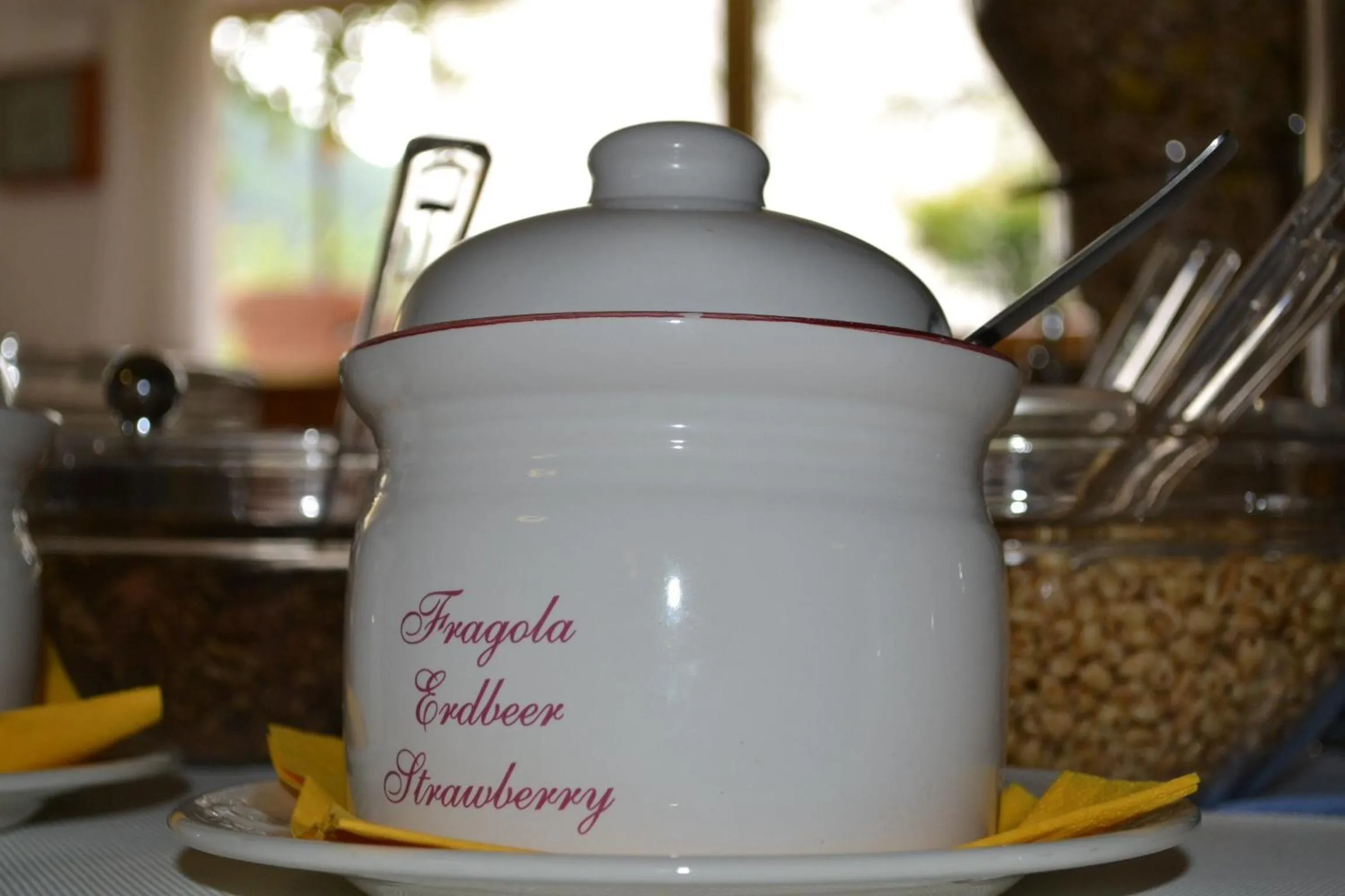 Food and drinks in Villa Orchidea