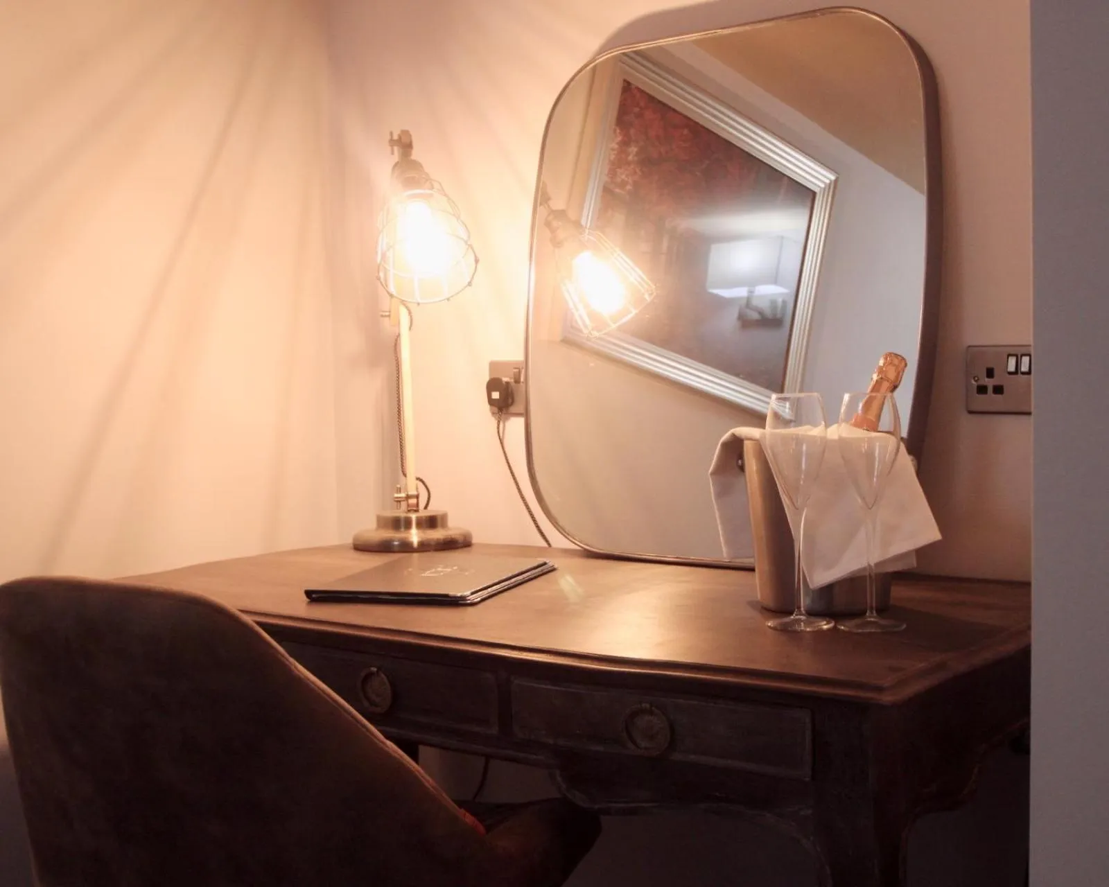 Bedroom in The Suffolk Hotel