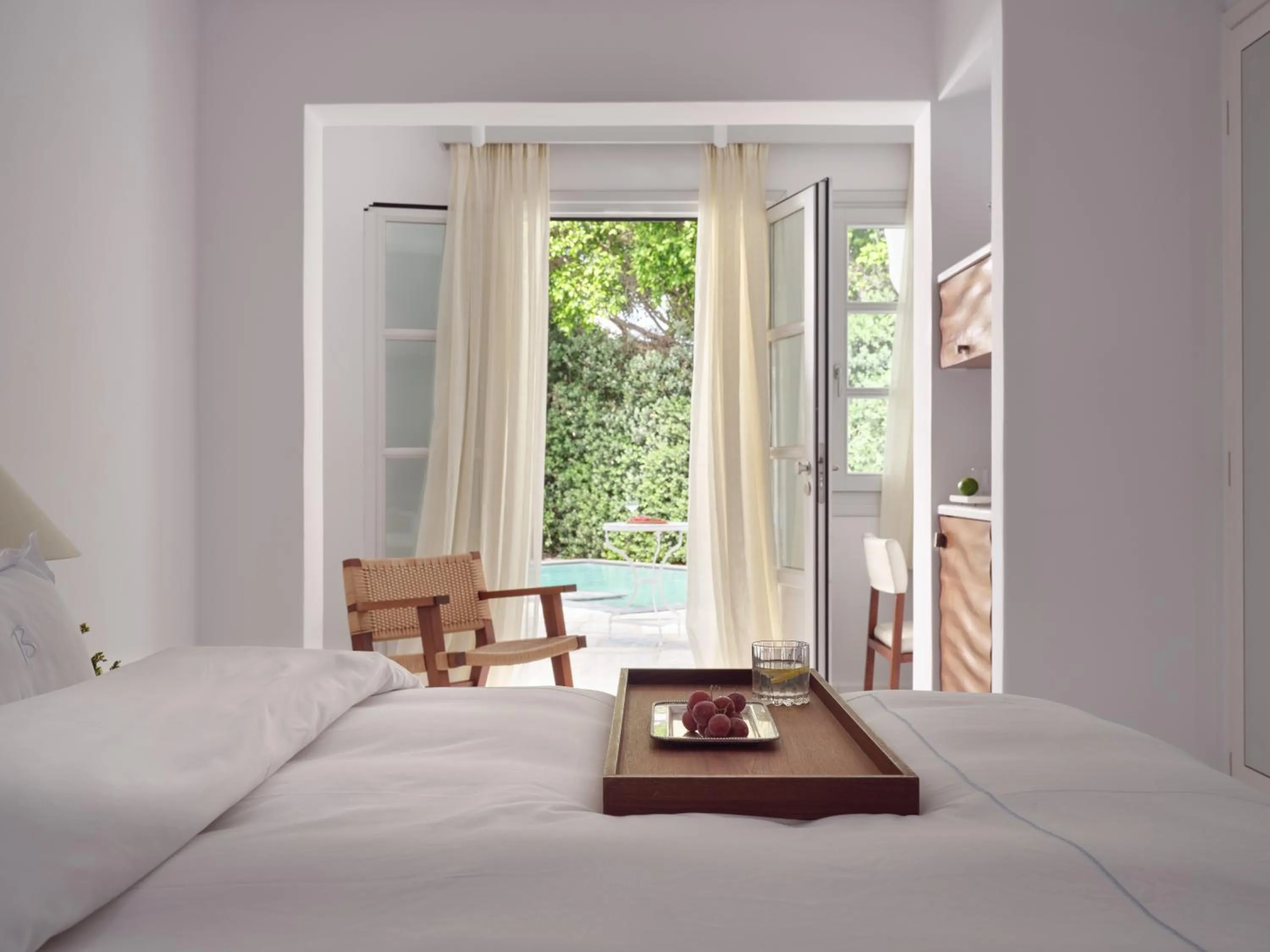 Photo of the whole room, Bed in Belvedere Mykonos - Main Hotel - The Leading Hotels of the World