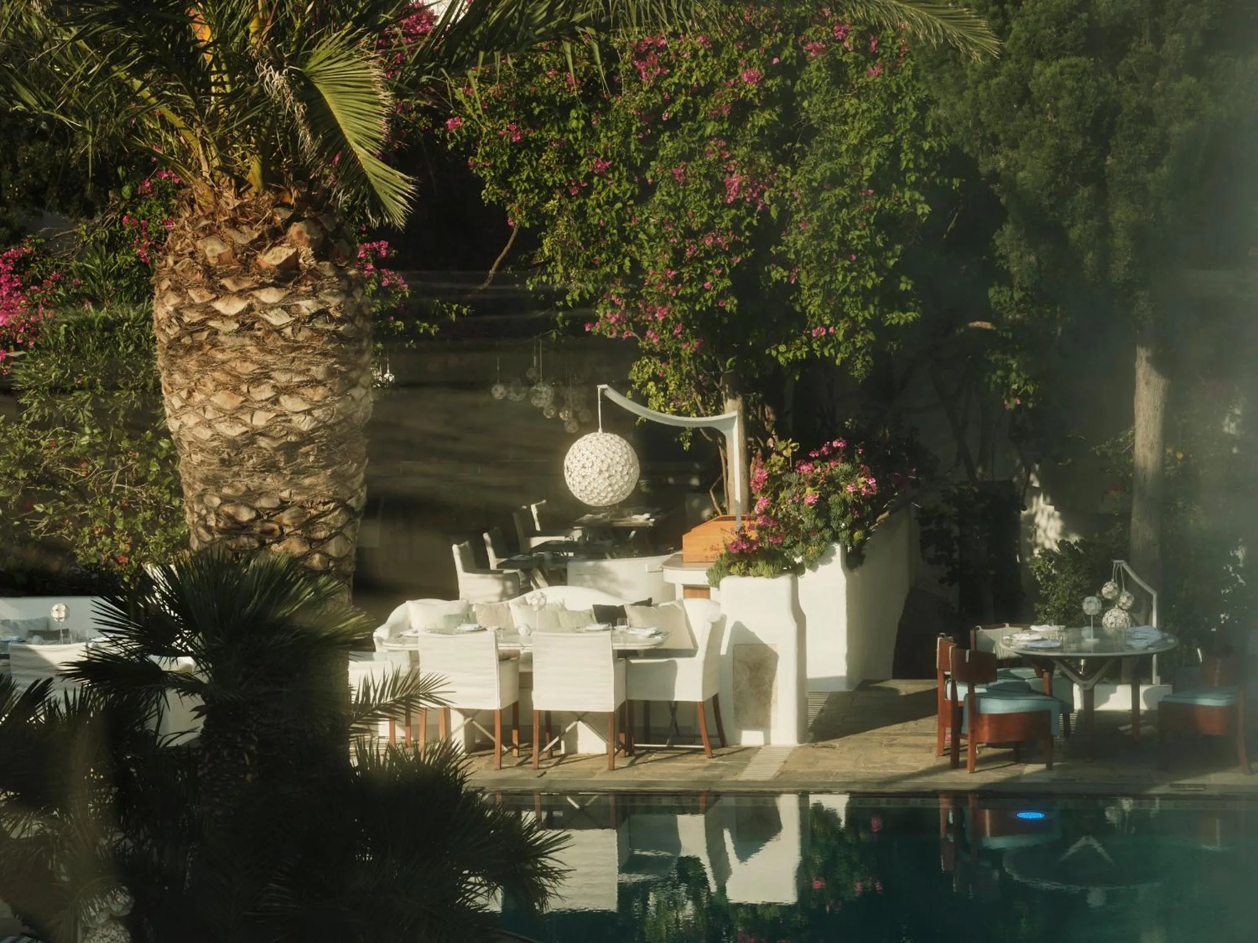 Property building in Belvedere Mykonos - Main Hotel - The Leading Hotels of the World