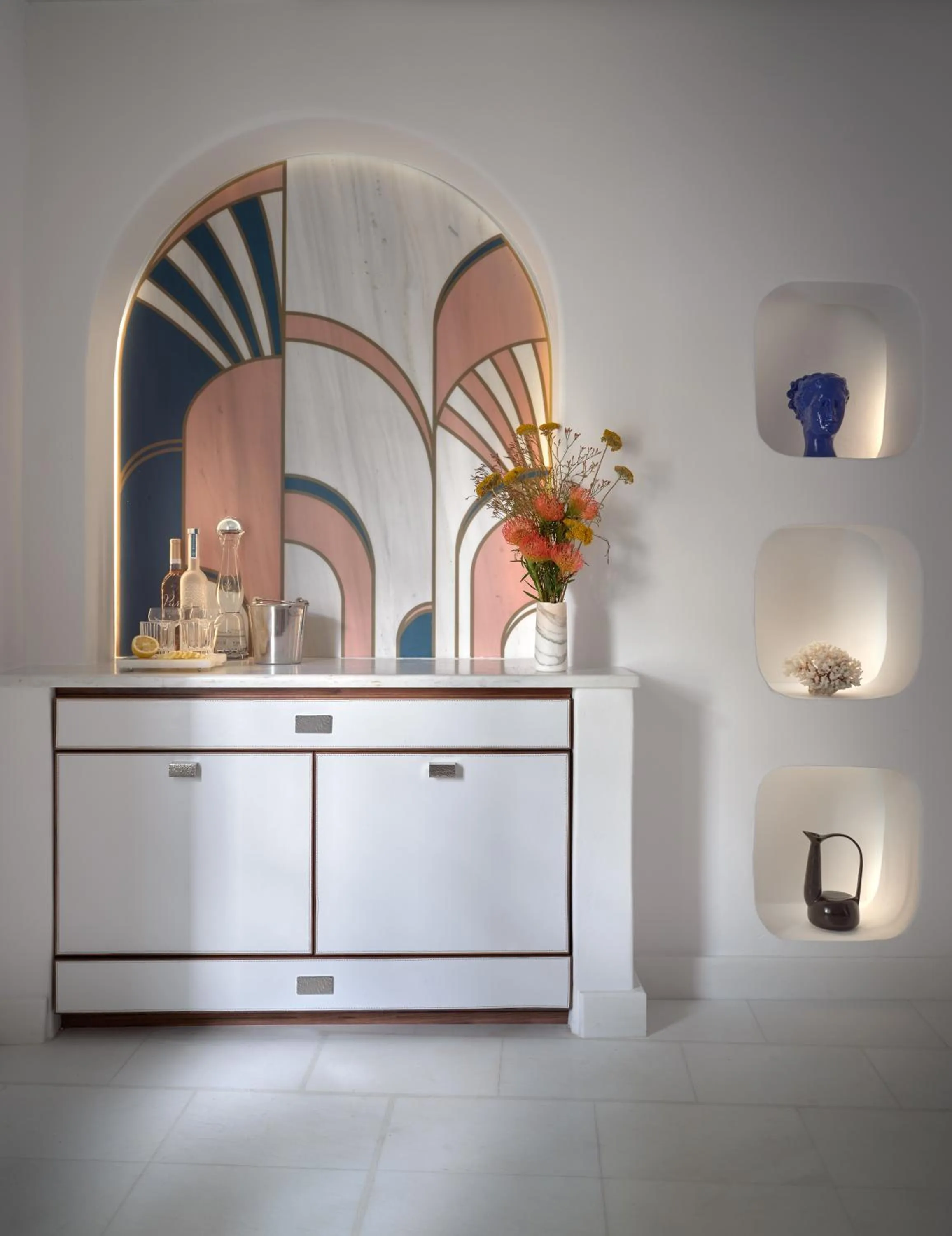 Area and facilities in Belvedere Mykonos - Main Hotel - The Leading Hotels of the World