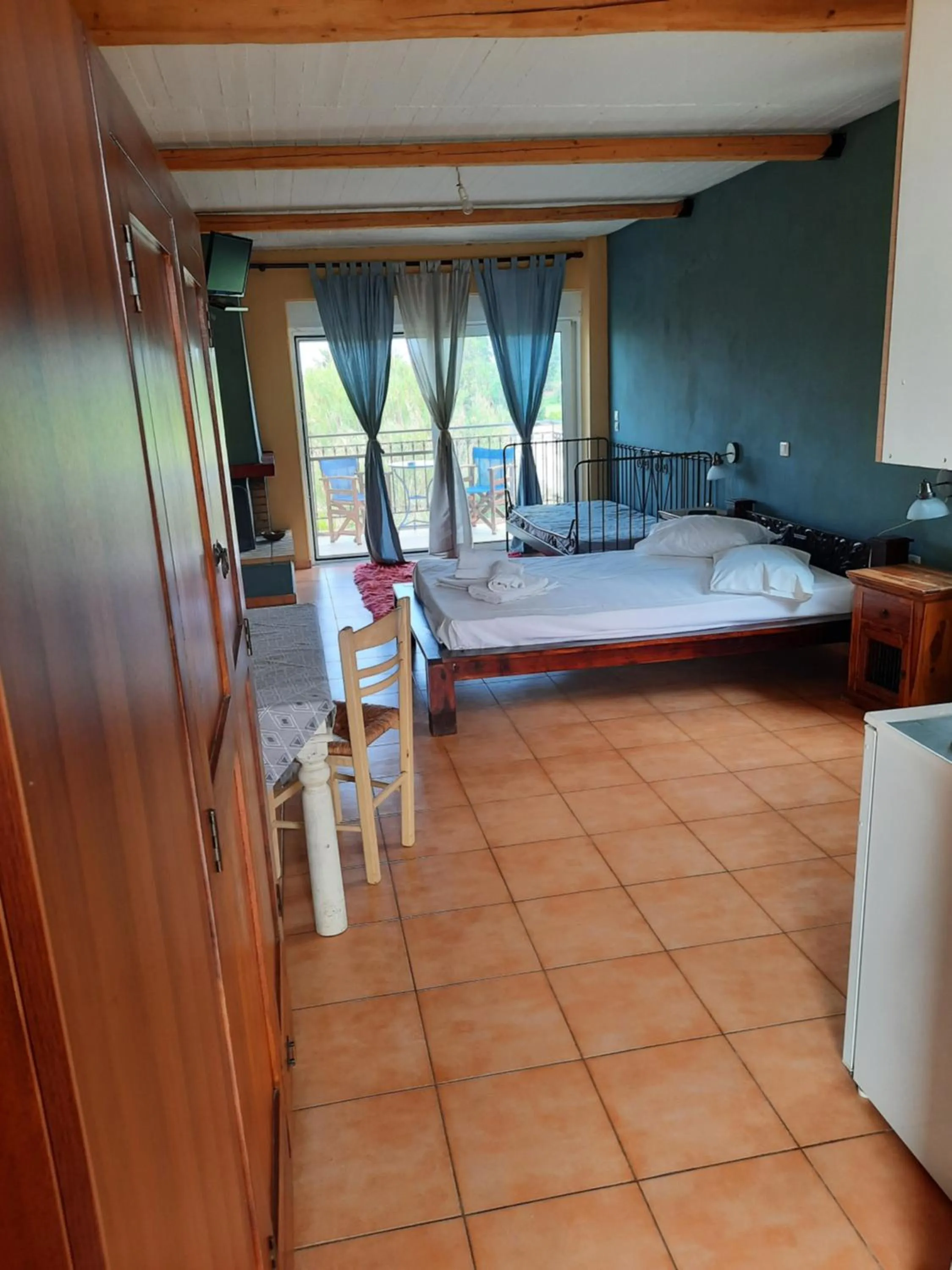 Bed in O Xenonas Ton Mylon