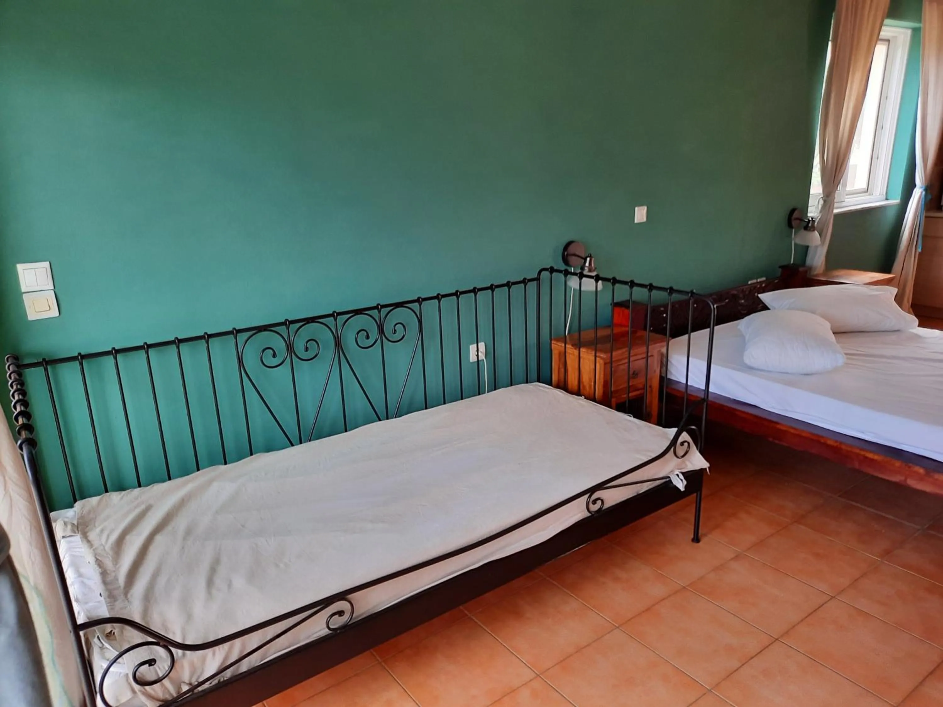 Bed in O Xenonas Ton Mylon