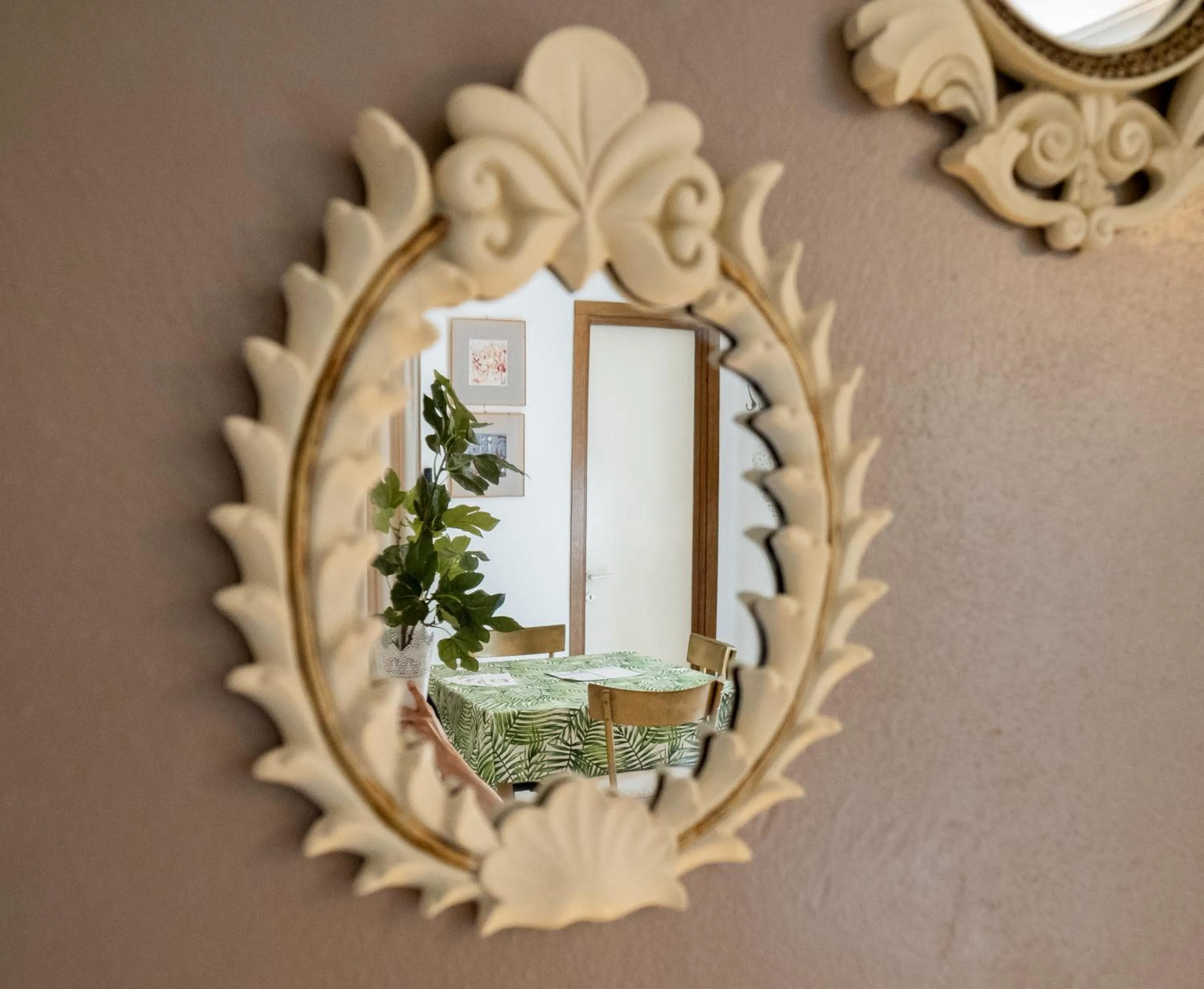 Decorative detail in Ventegà Sea View Apartment with Balcony