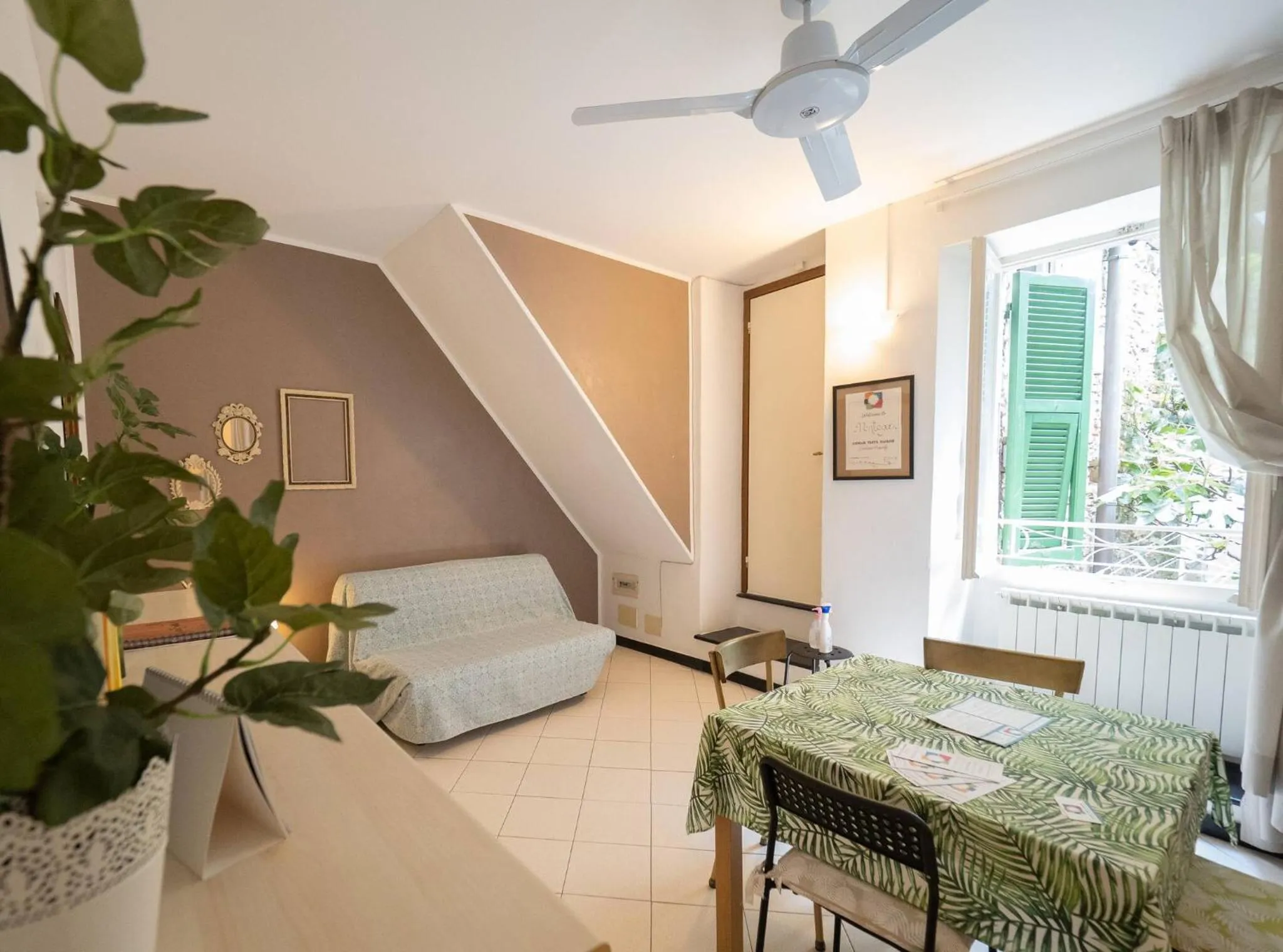 Communal lounge/ TV room, Bed in Ventegà Sea View Apartment with Balcony