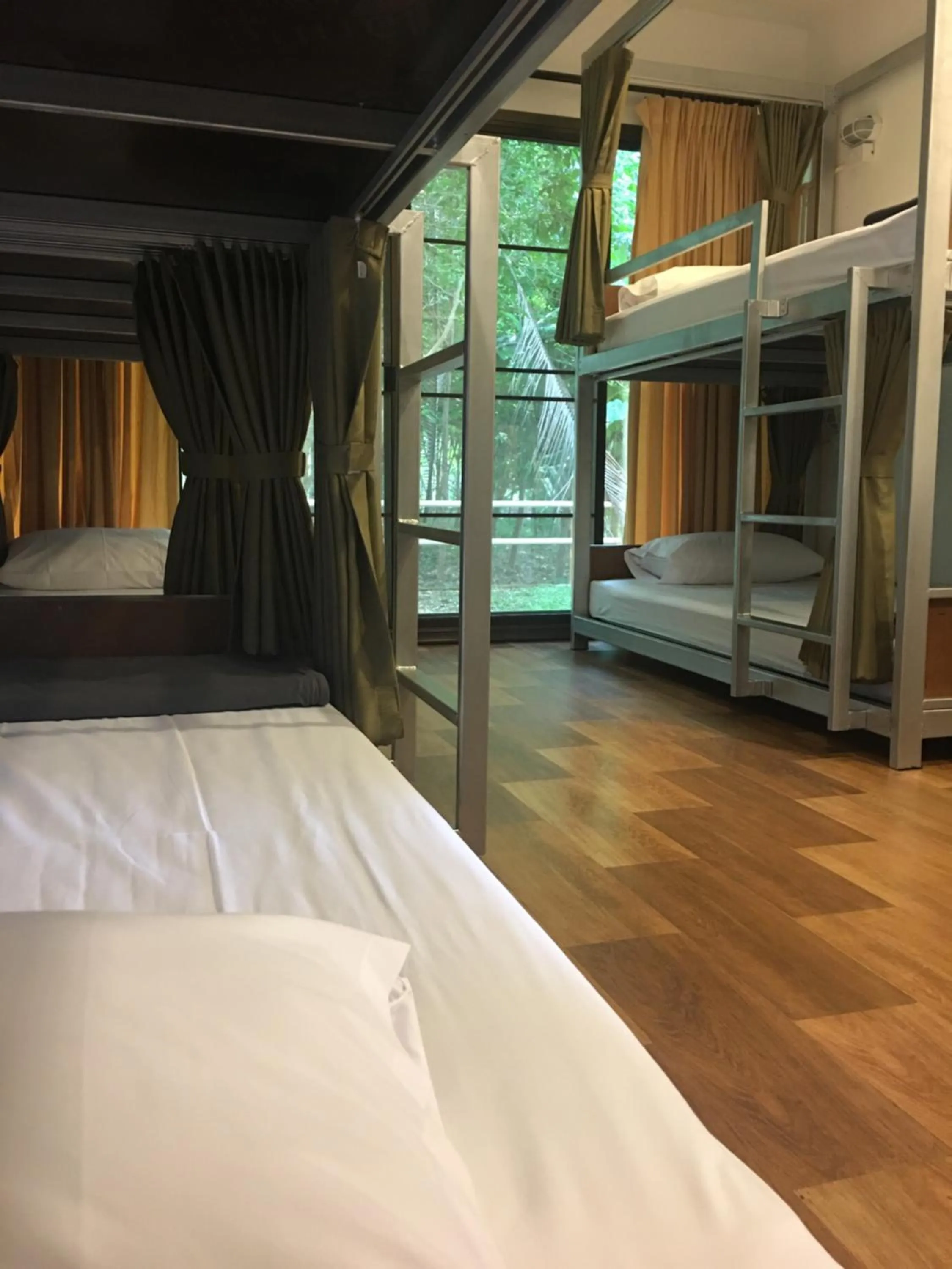 Bed in Sleep Soundly By The Sea