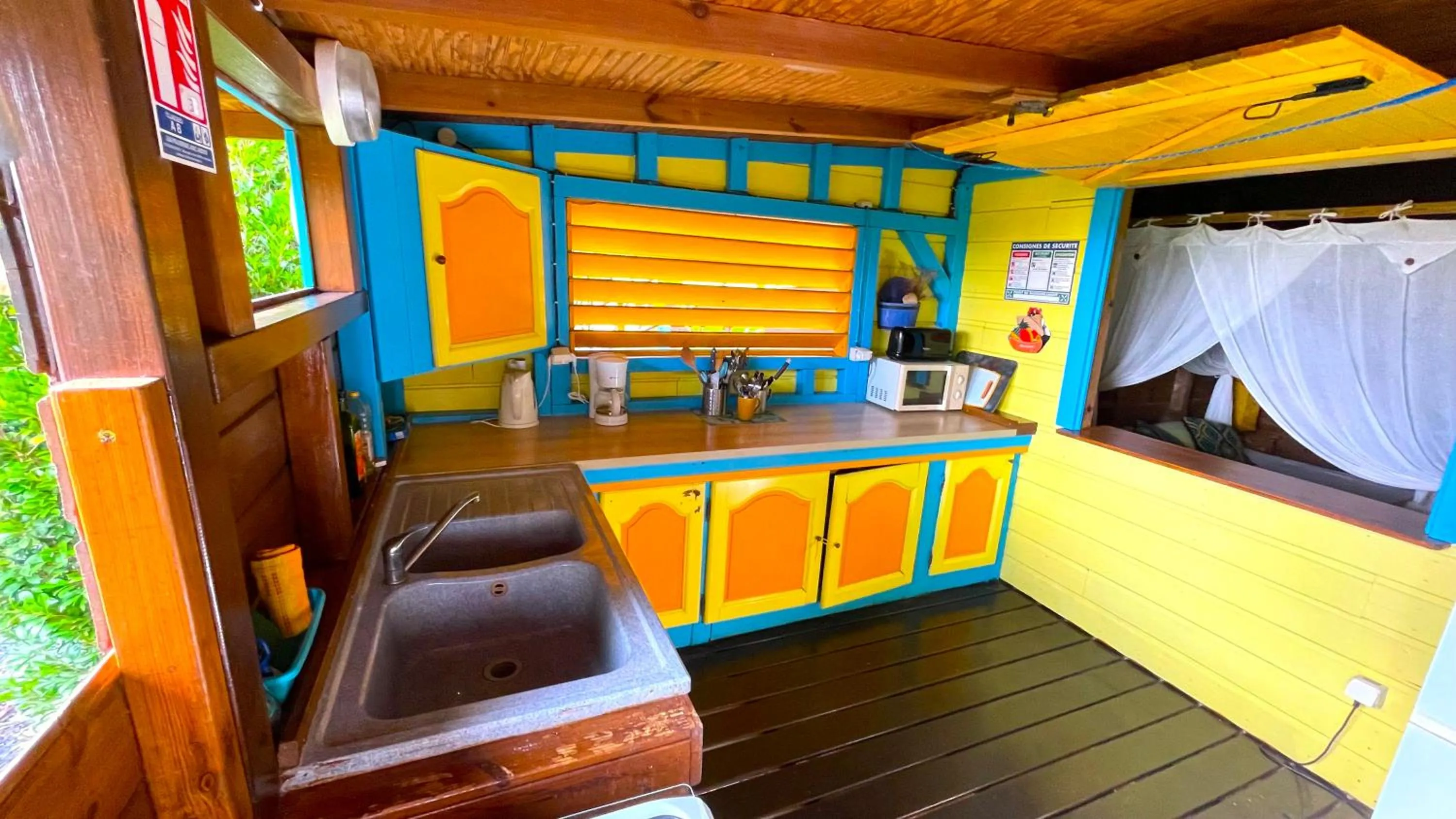 Gite LES CALEBASSIERS