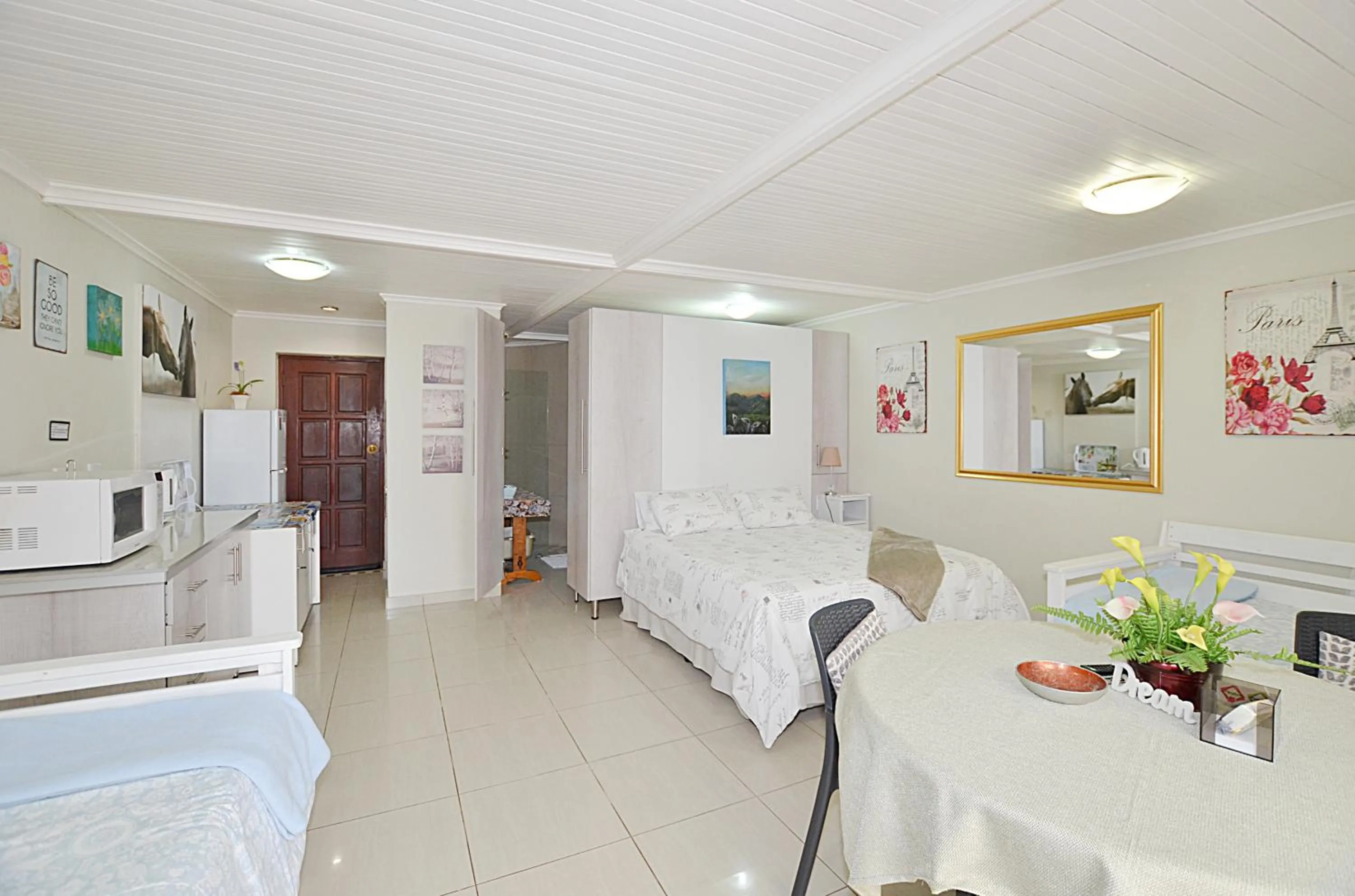 Arum Field Accommodation