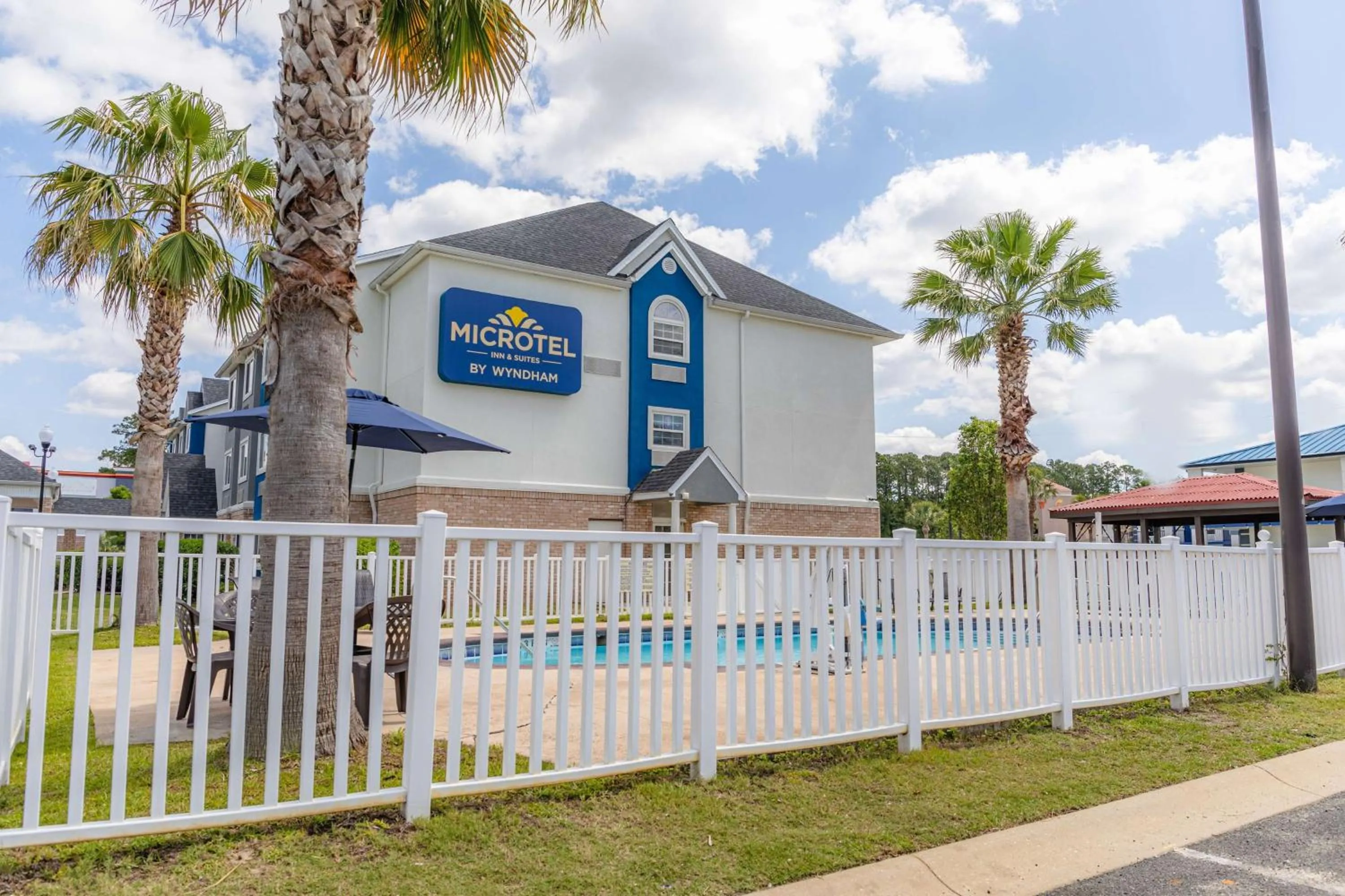 Pool view in Microtel Inn & Suites by Wyndham Kingsland Naval Base I-95