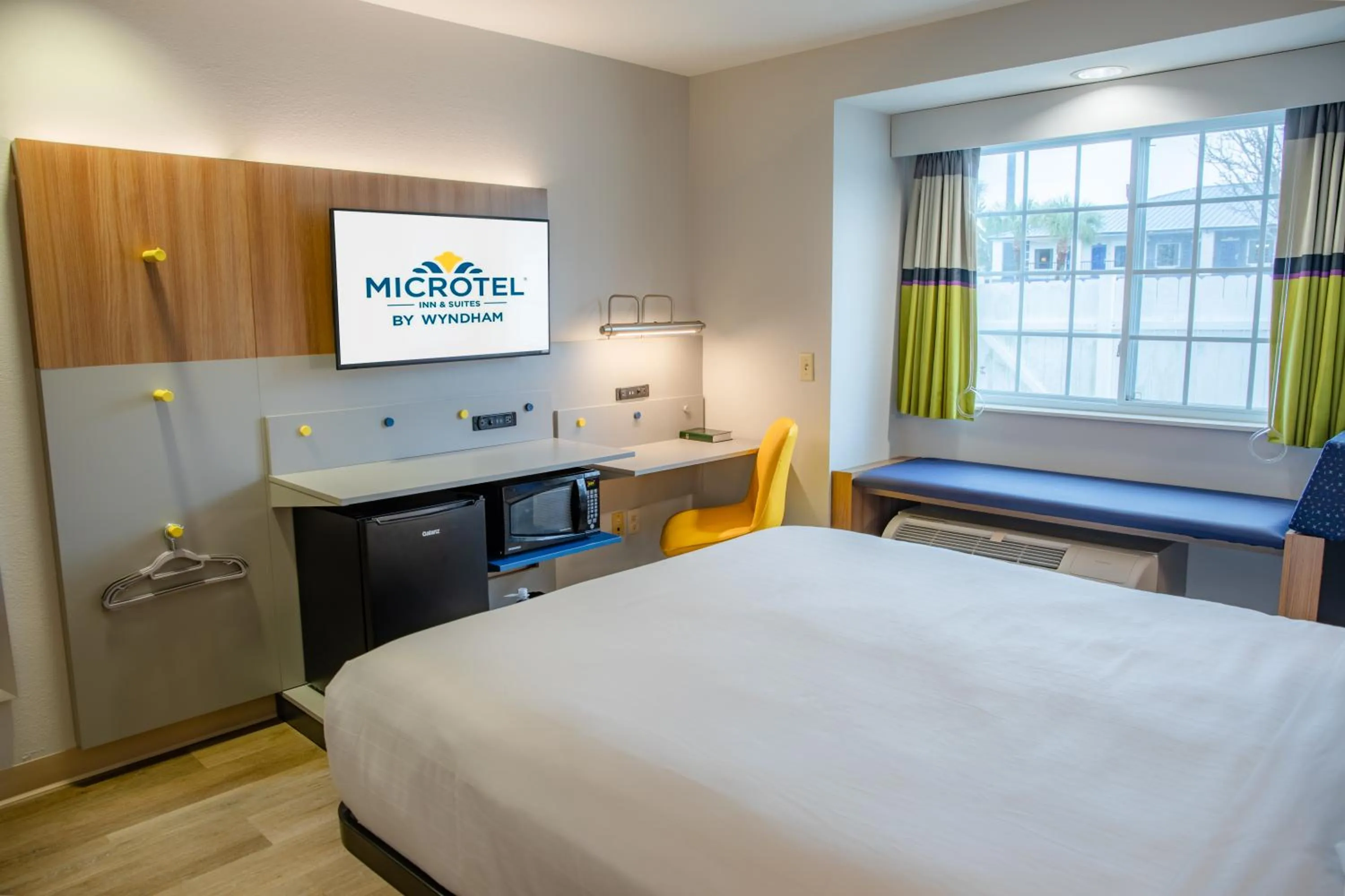 Bedroom, Bed in Microtel Inn & Suites by Wyndham Kingsland Naval Base I-95