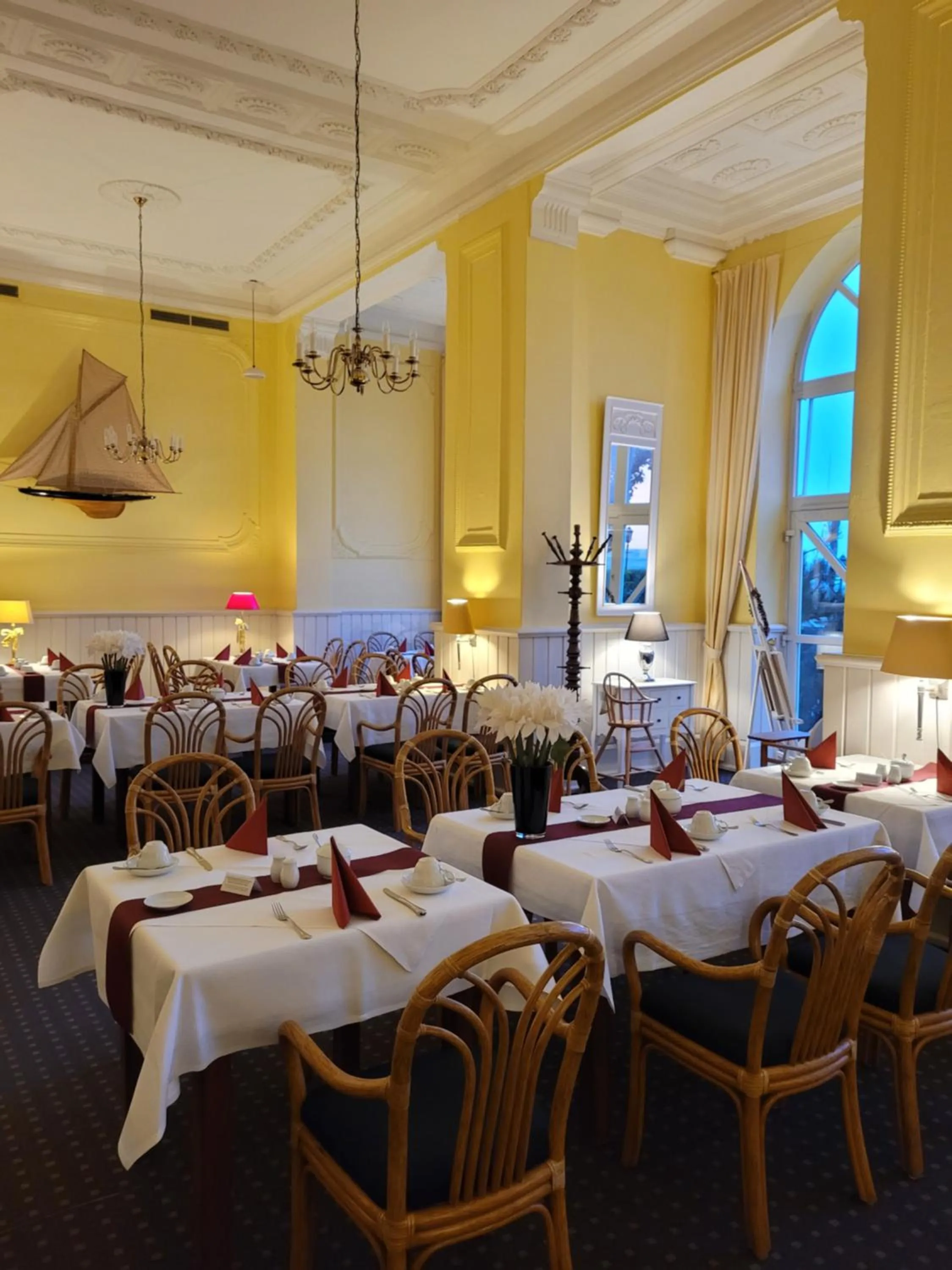 Breakfast in NP Hotel Schweriner Hof