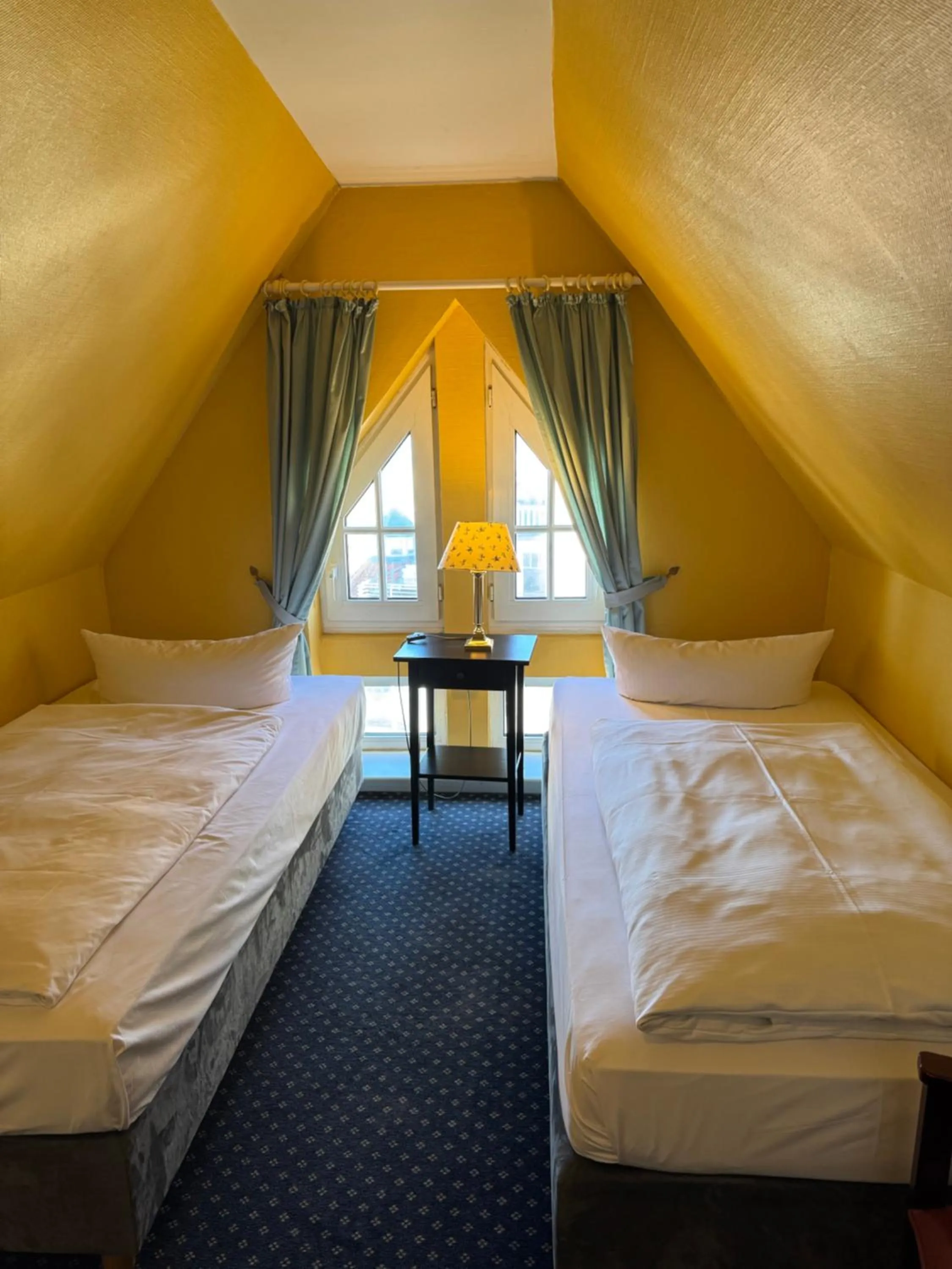 Bed in Hotel Schweriner Hof
