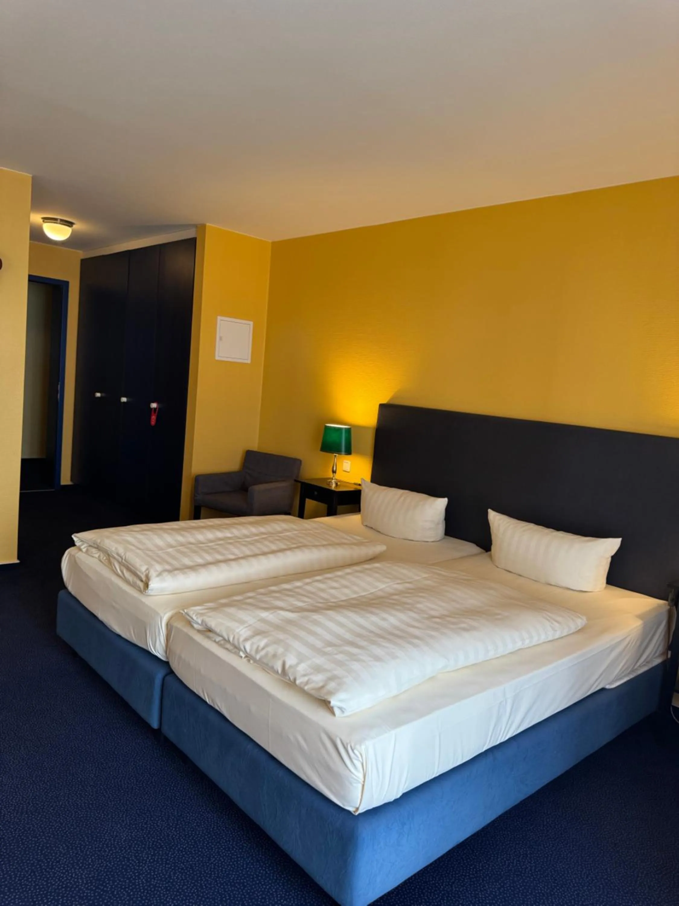 Bed in Hotel Schweriner Hof