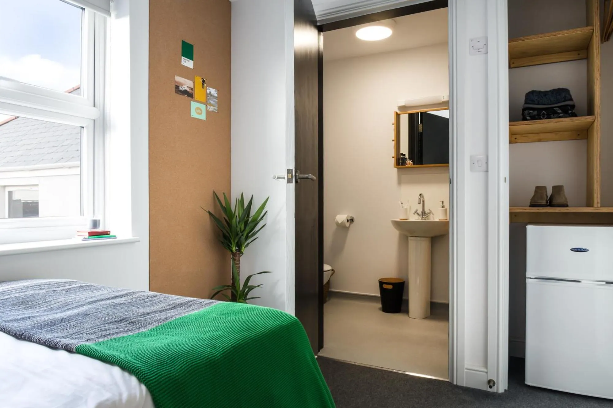 Bed in Roseland House