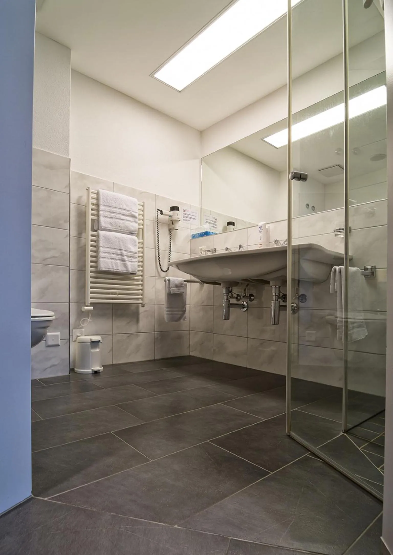 Photo of the whole room in Hotel Rössli Tufertschwil