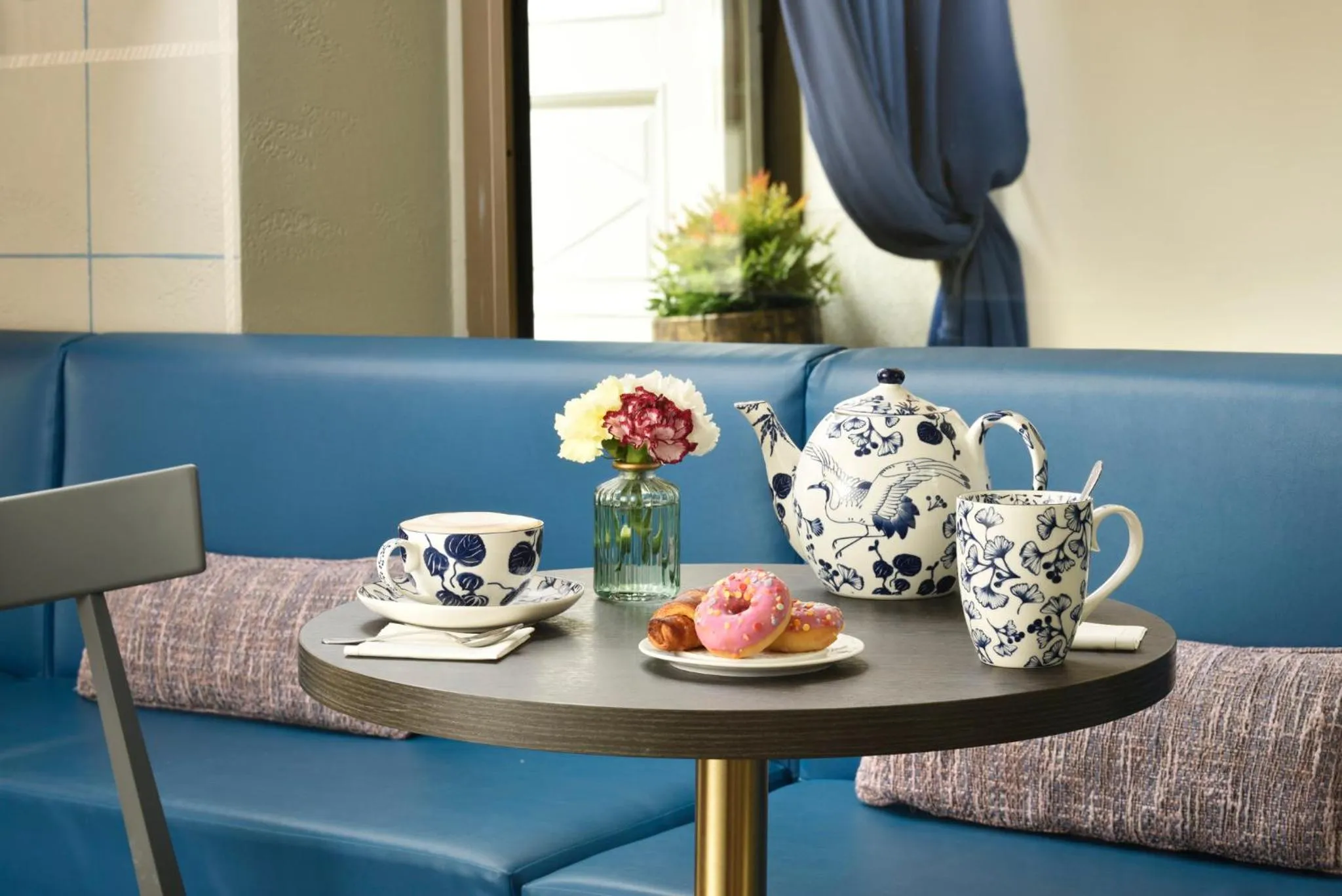 Lounge or bar in Hotel Indigo Milan - Corso Monforte by IHG