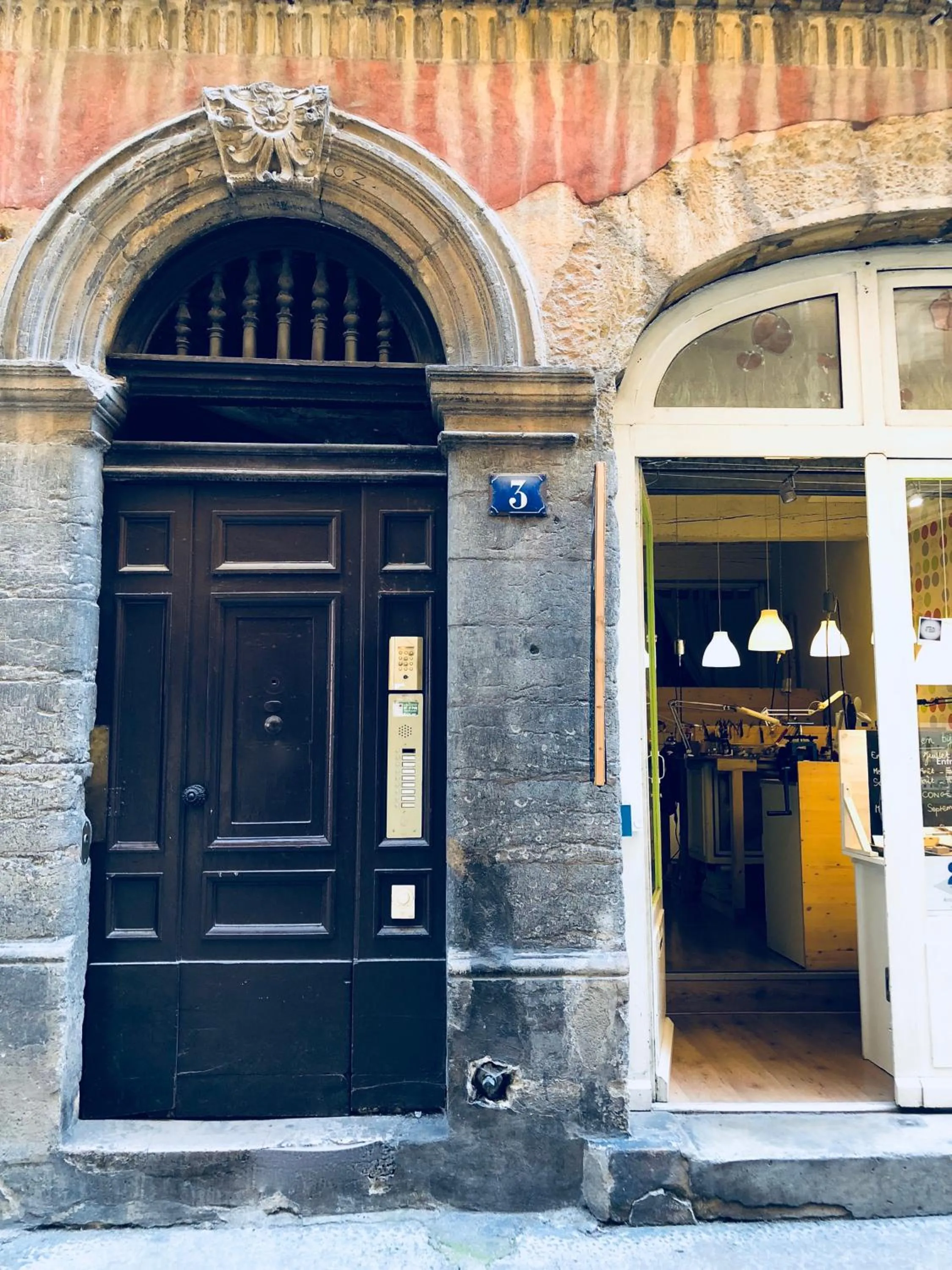 Property building in Honorê - Suite Trois Maries