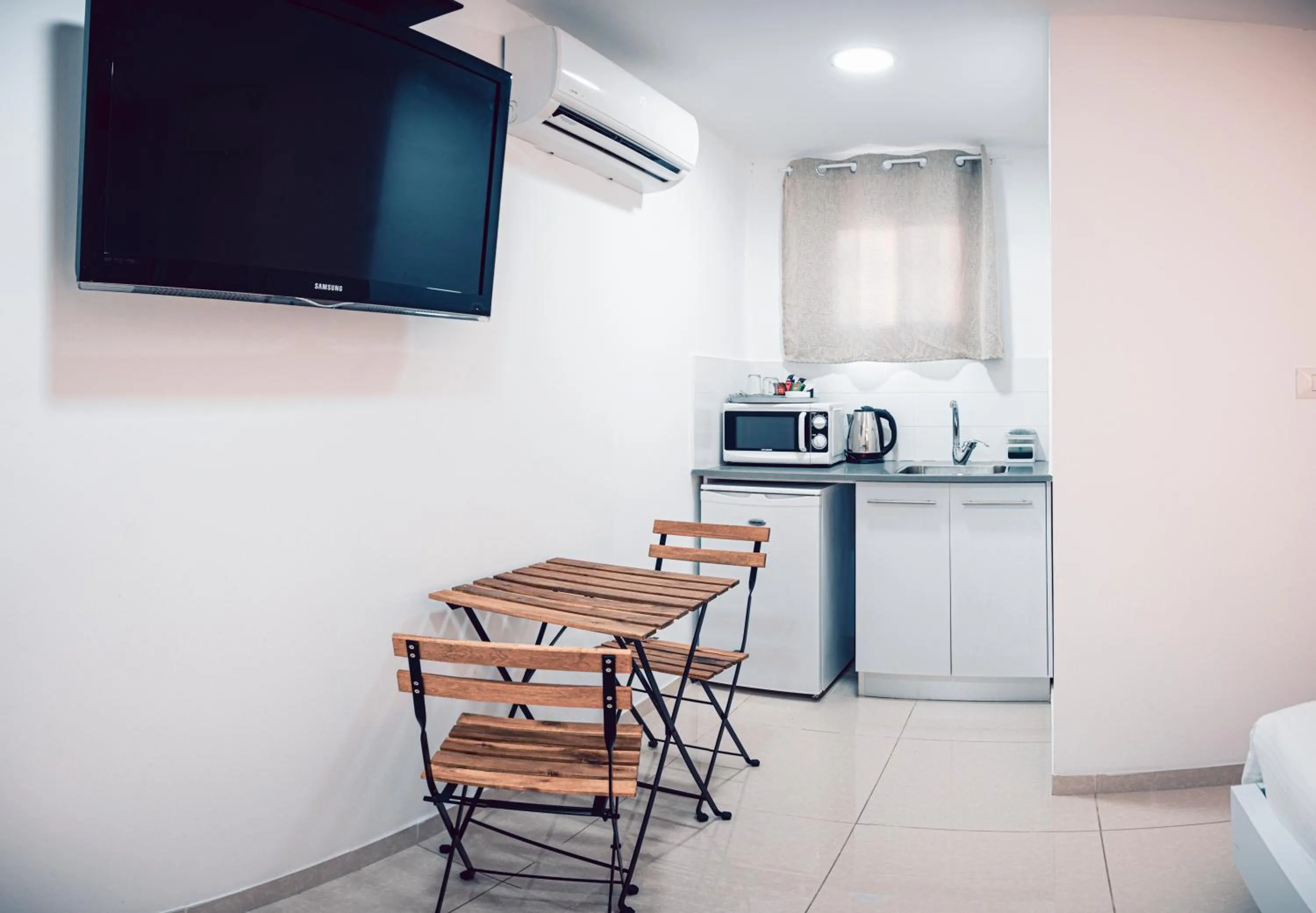 TV and multimedia in Agamim Hotel Ashkelon