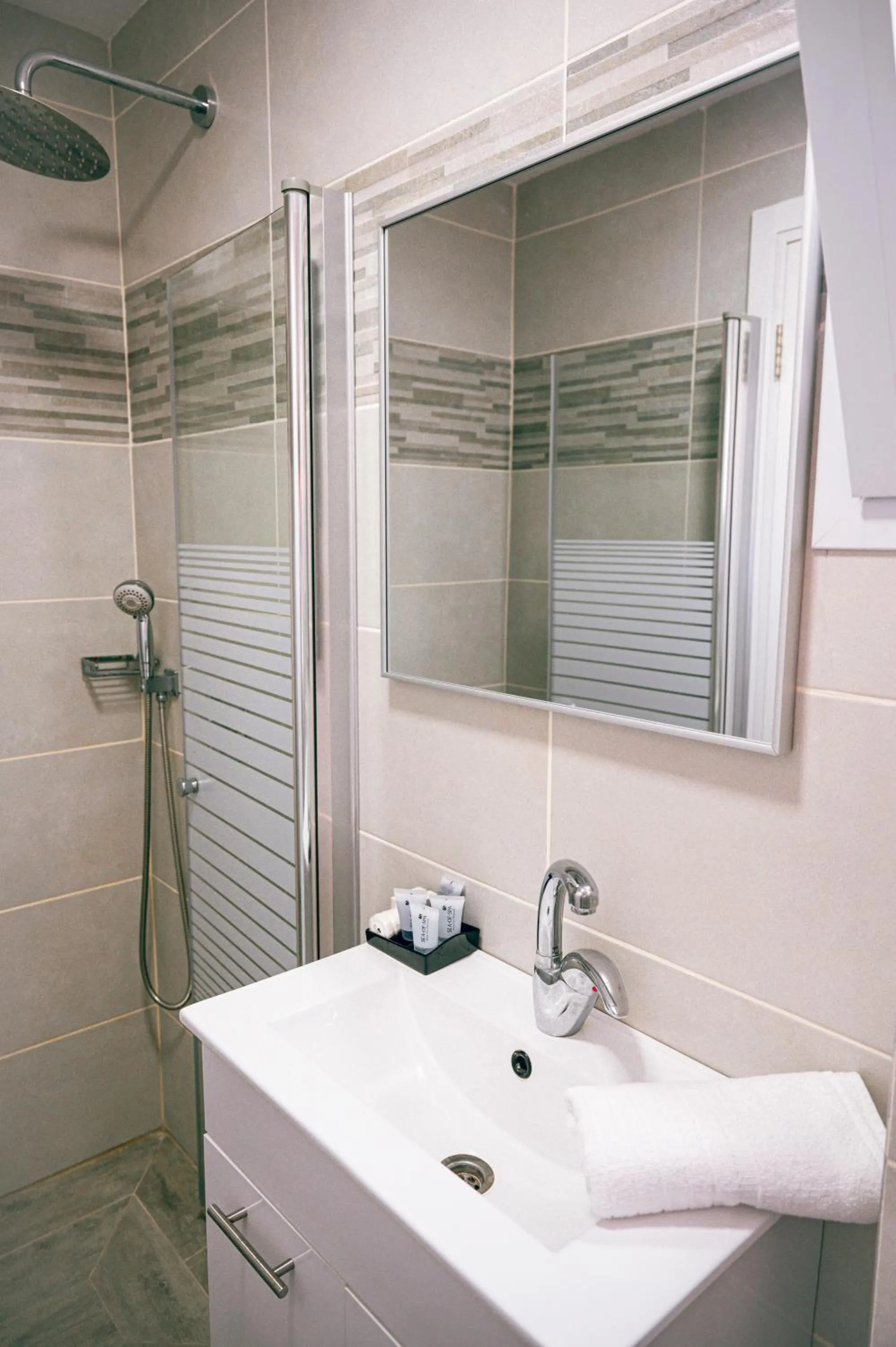 Bathroom in Agamim Hotel Ashkelon