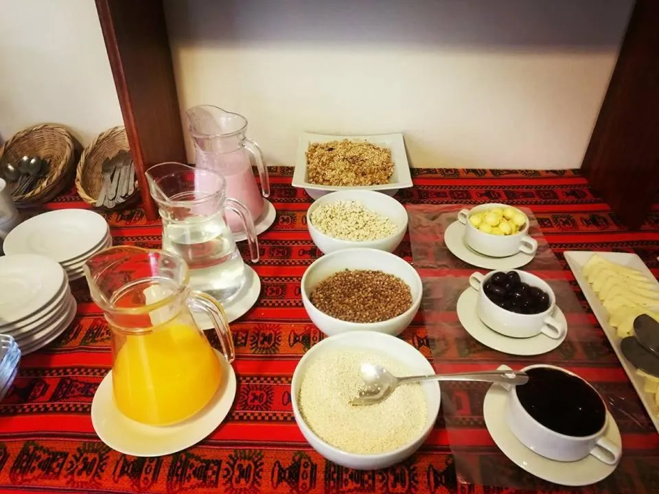 Restaurant/places to eat in Killaqente