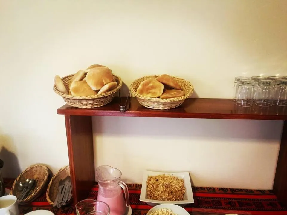 Restaurant/places to eat in Killaqente