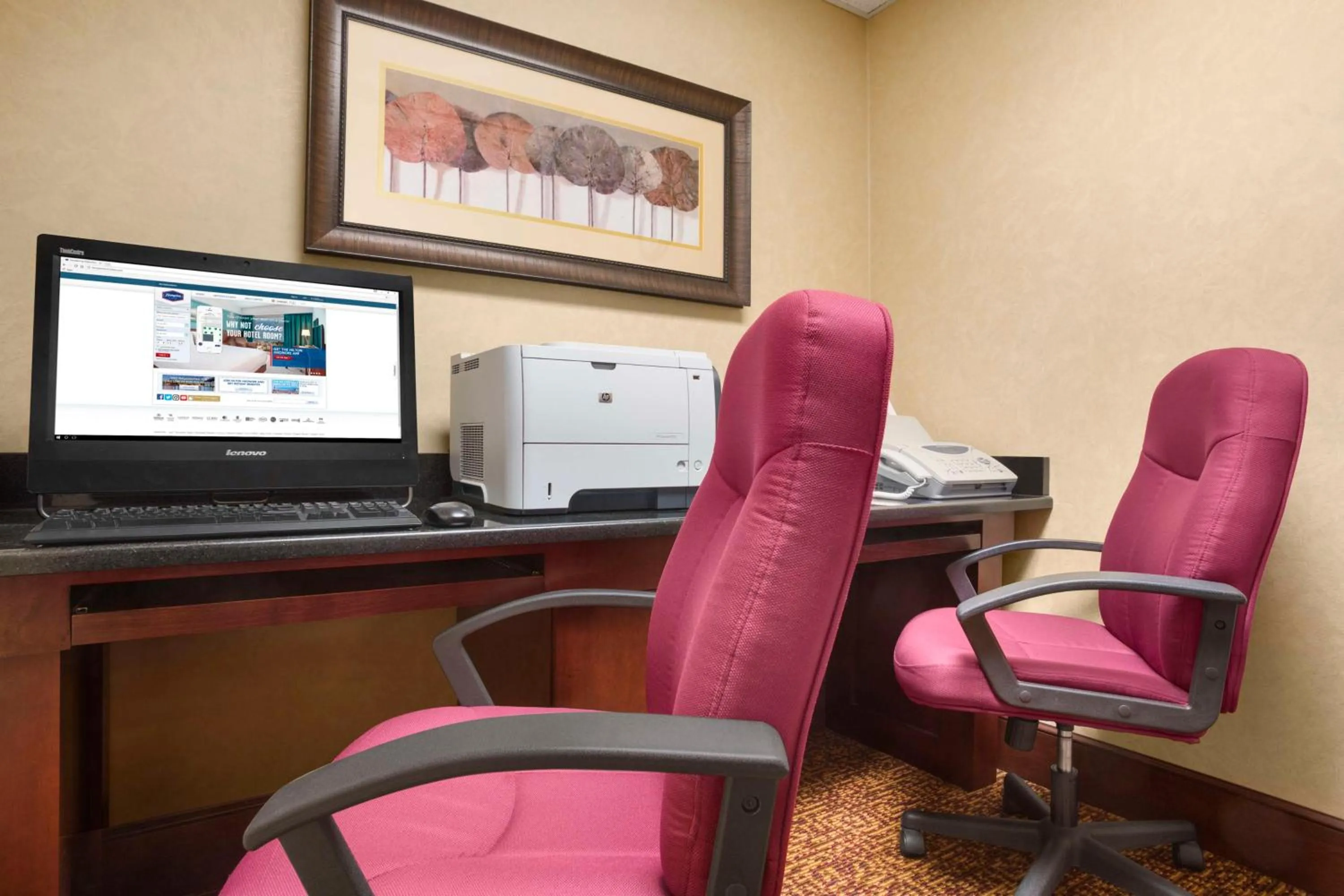 Business facilities in Hampton Inn Forrest City