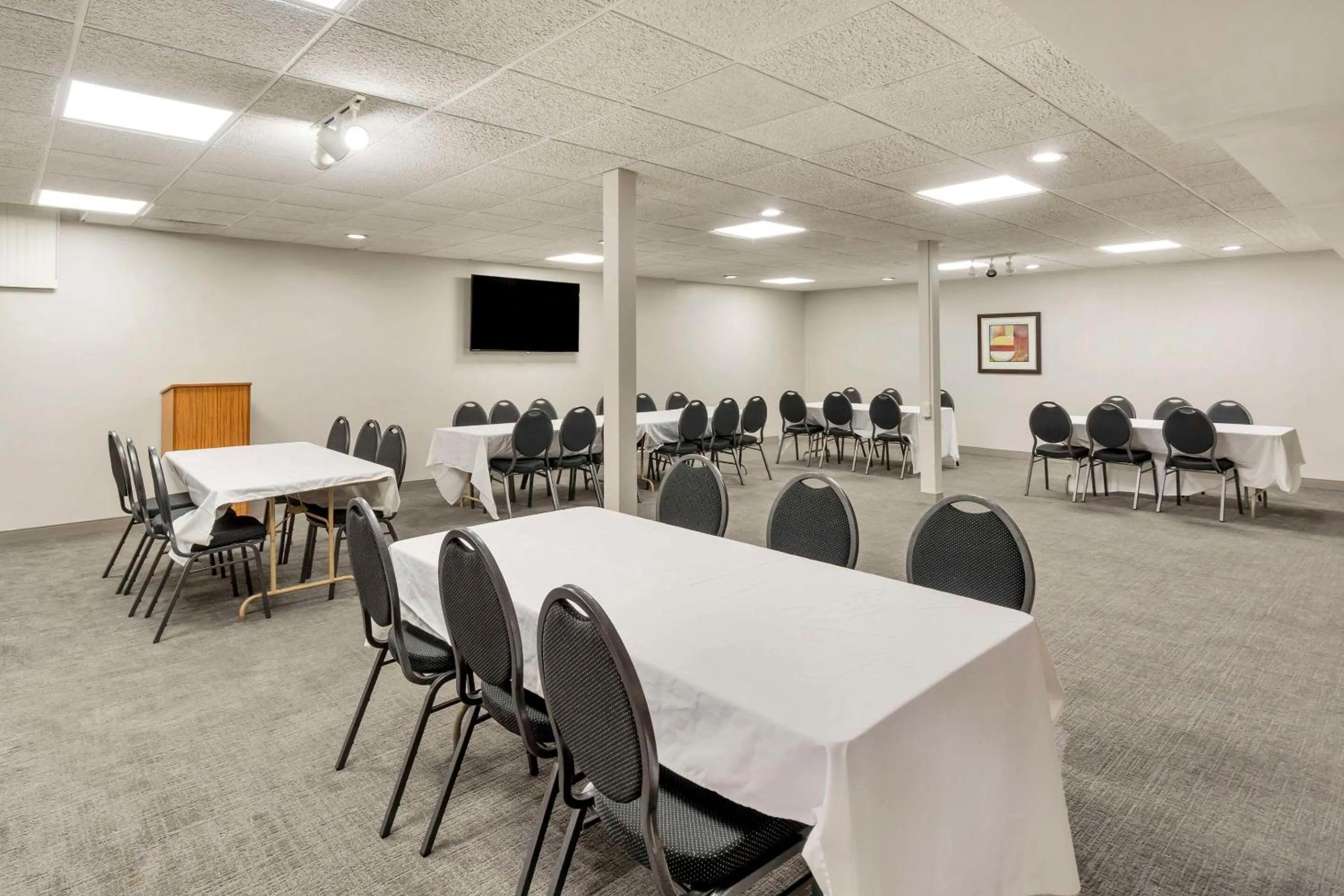 Meeting/conference room in Comfort Inn & Suites Mundelein-Vernon Hills