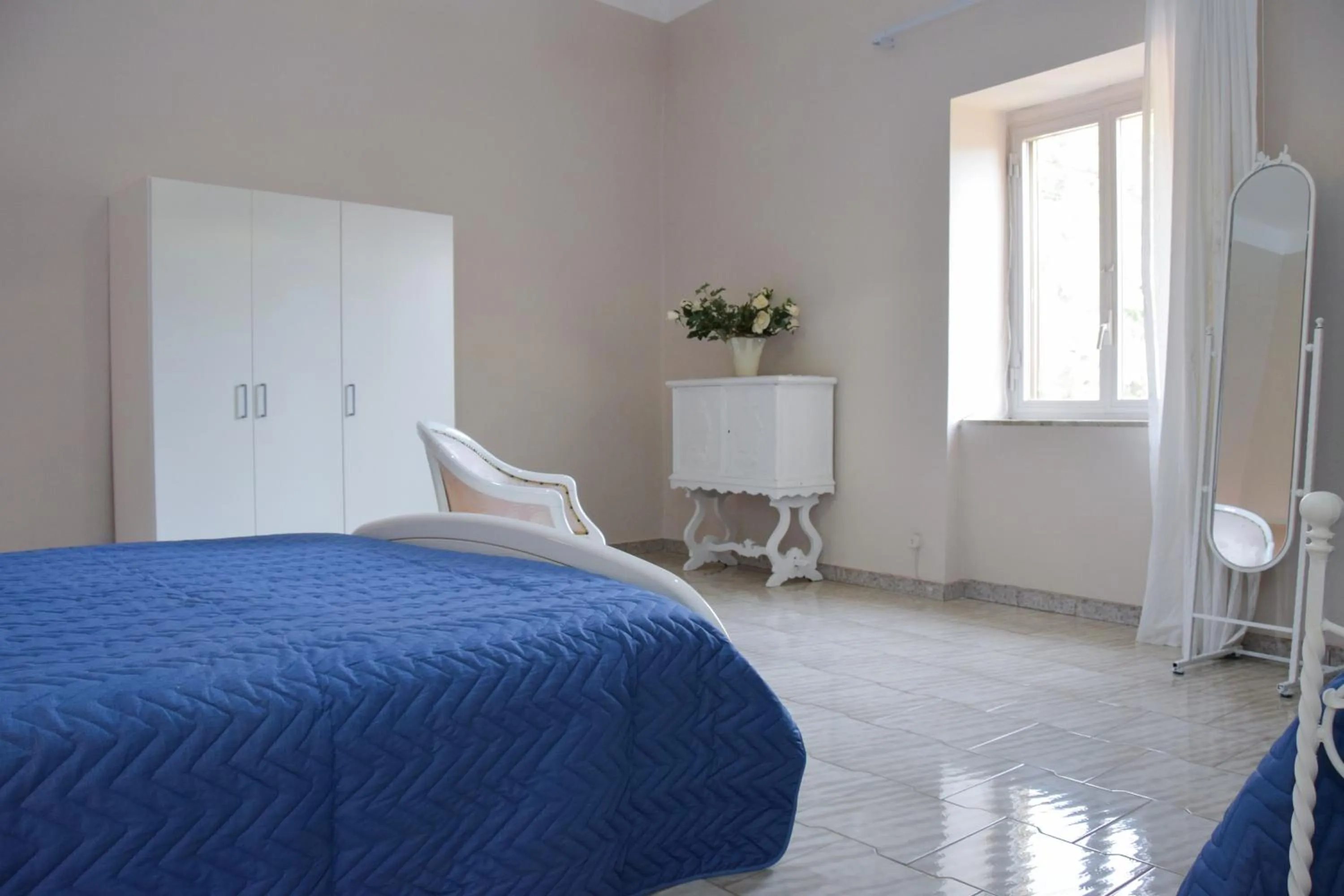 Photo of the whole room, Bed in B&B Al Castello di Lettere