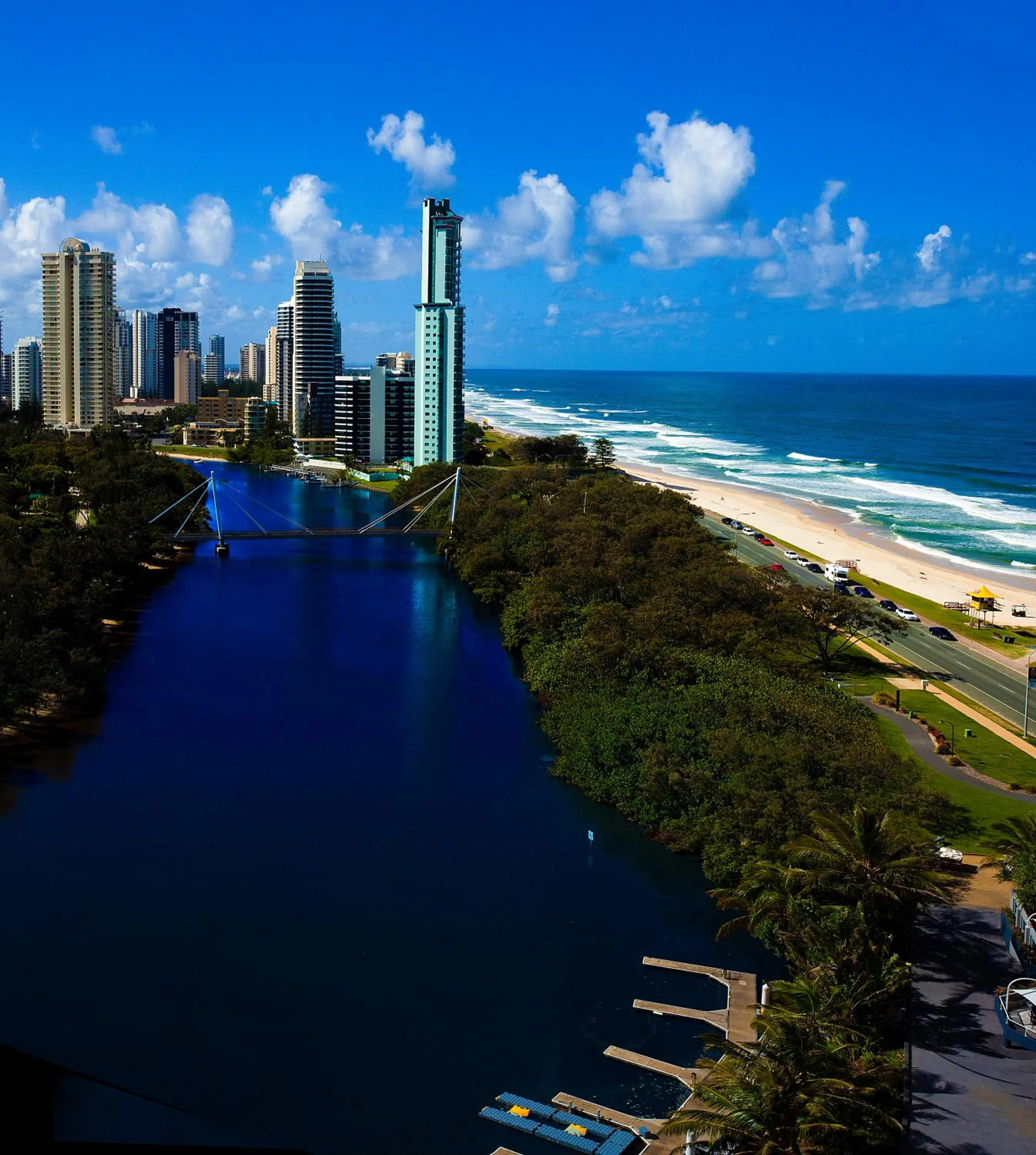 Area and facilities in Narrowneck Court Holiday Apartments