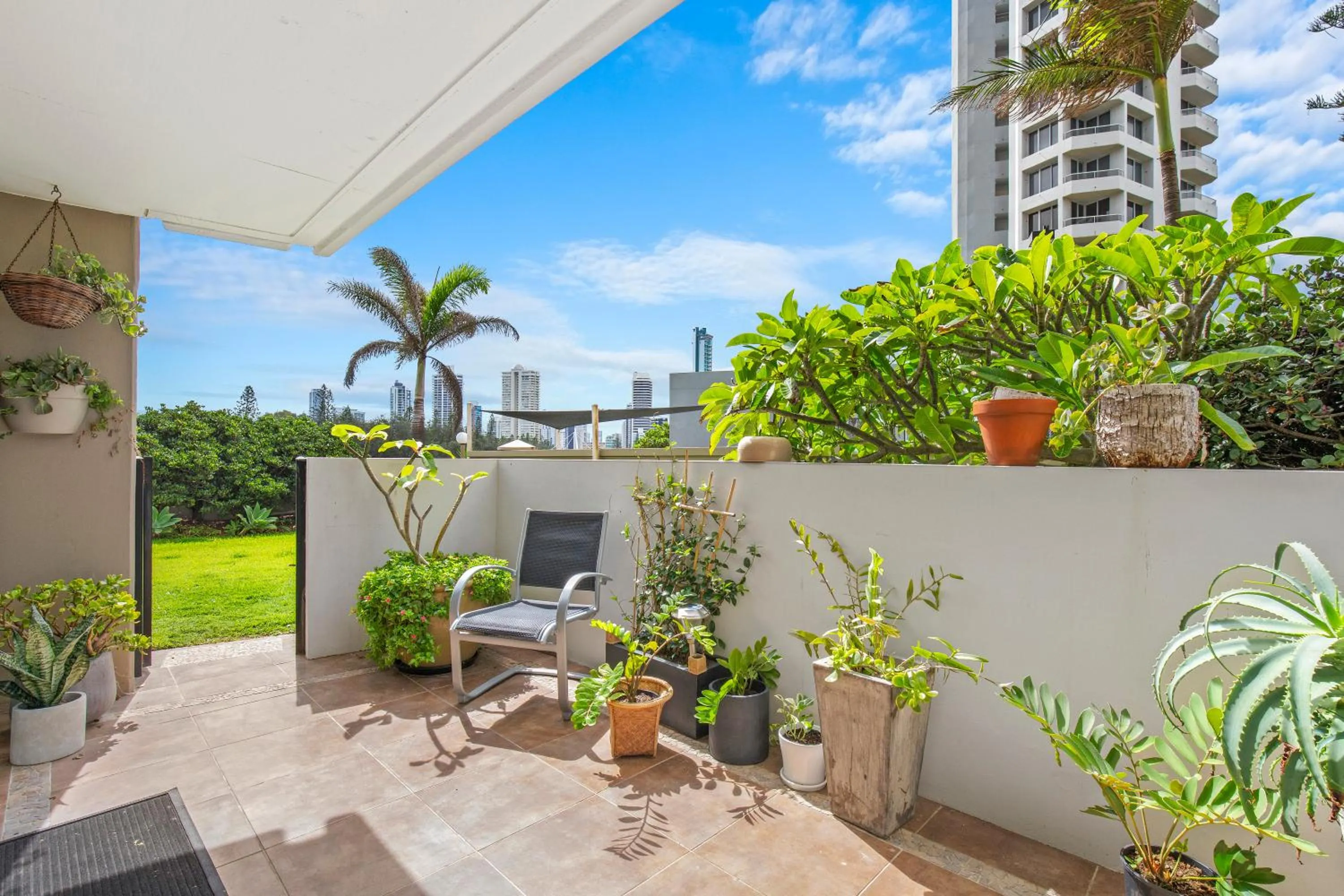 Narrowneck Court Holiday Apartments
