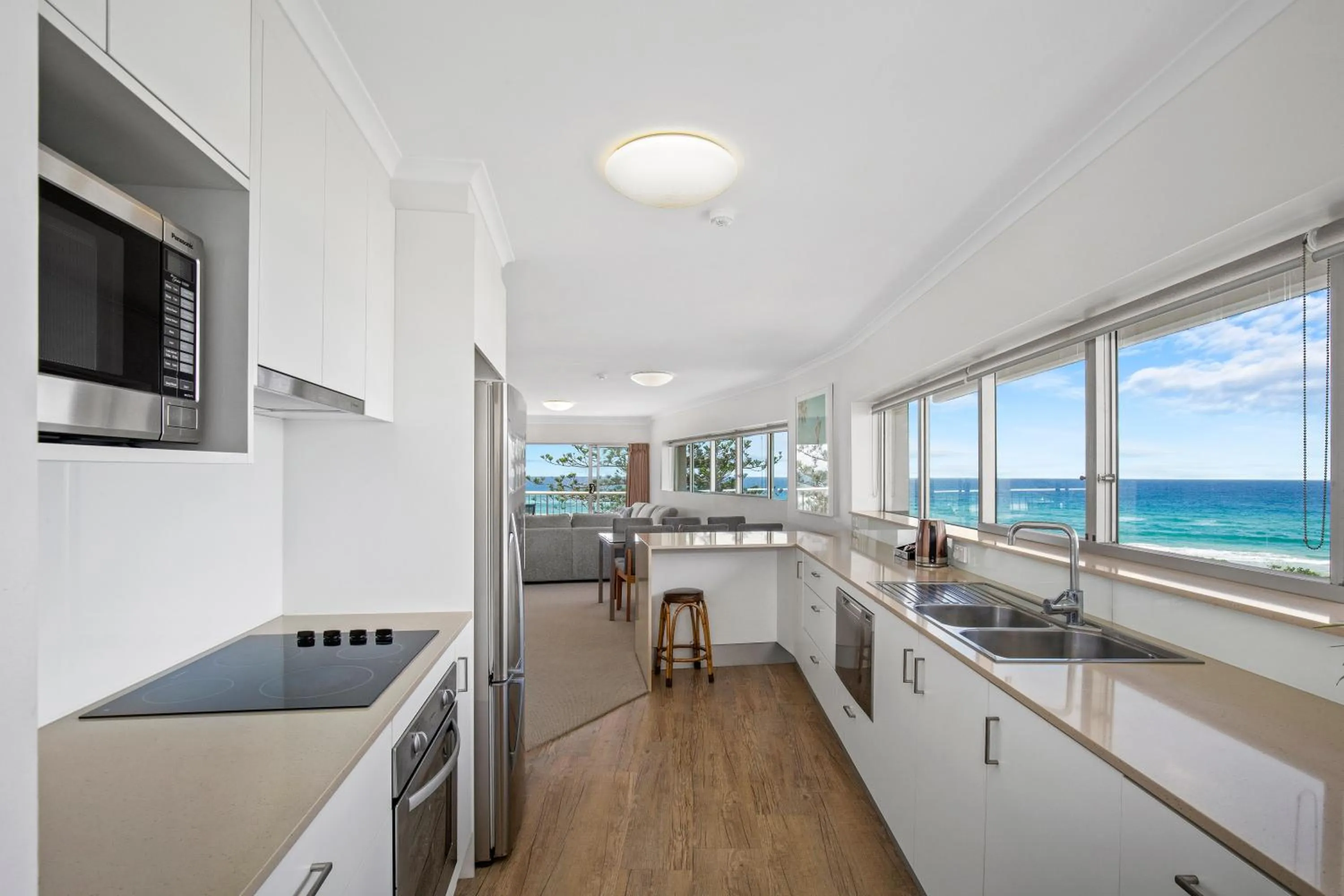 Narrowneck Court Holiday Apartments