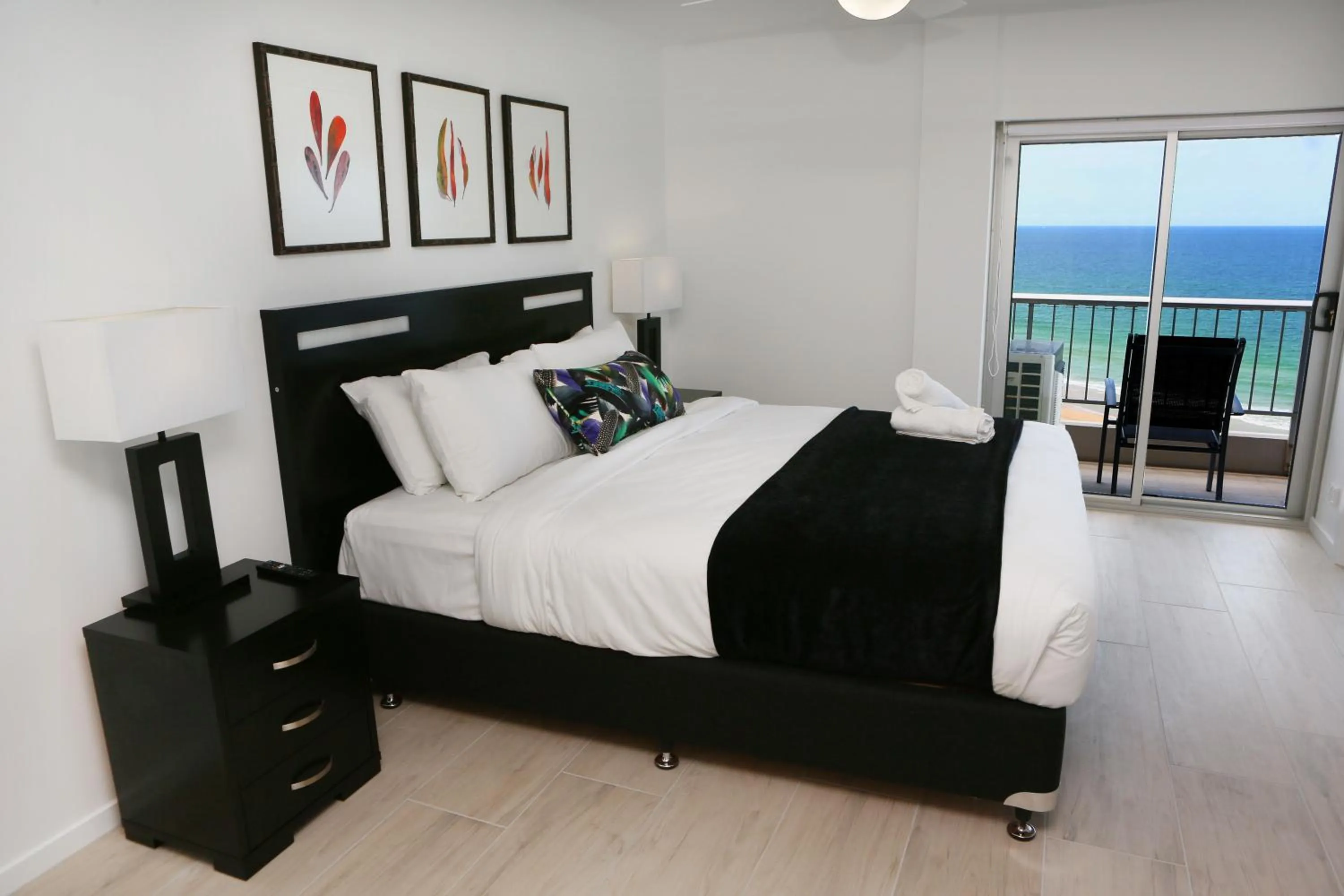 Bedroom, Bed in Narrowneck Court Holiday Apartments