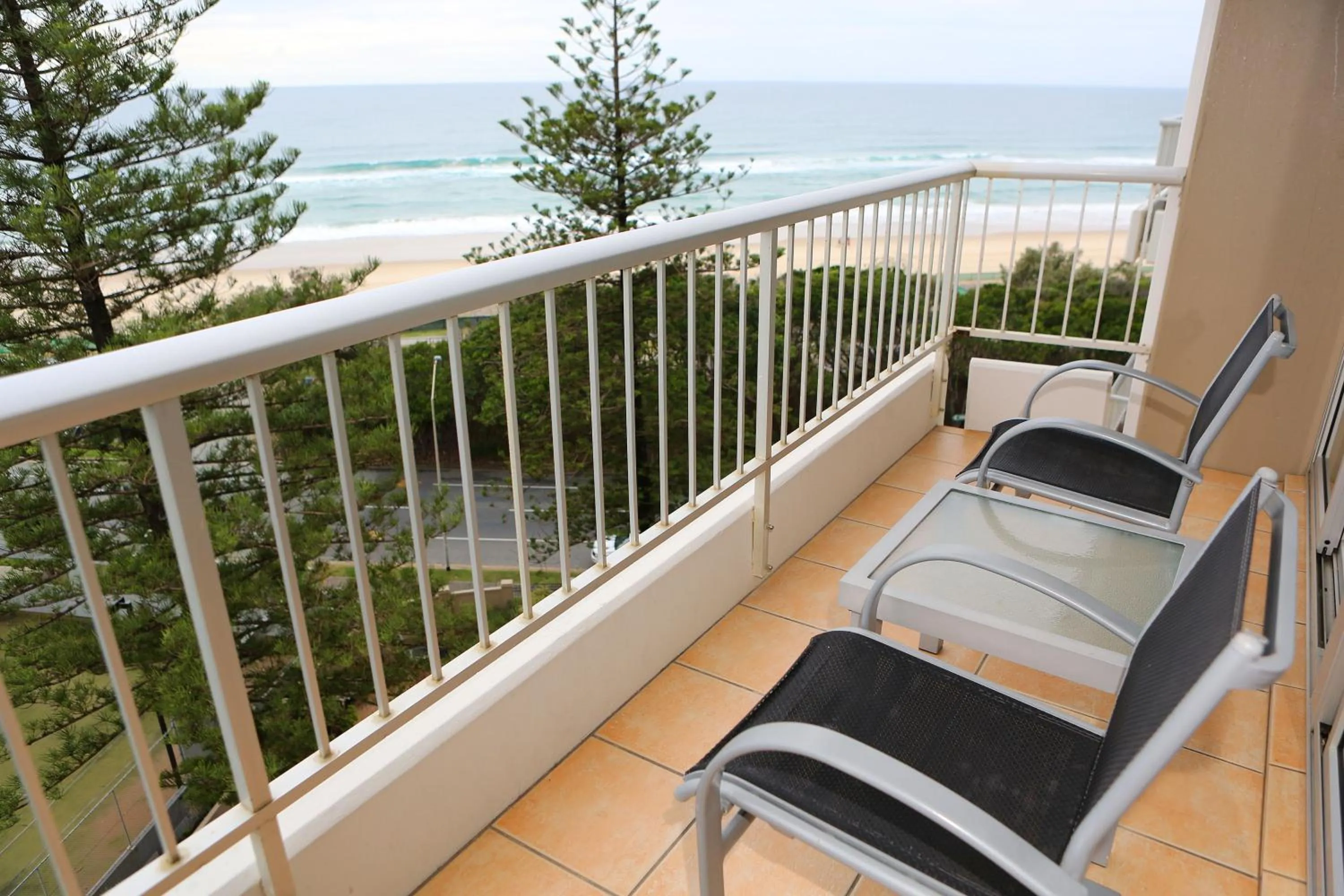 Patio in Narrowneck Court Holiday Apartments
